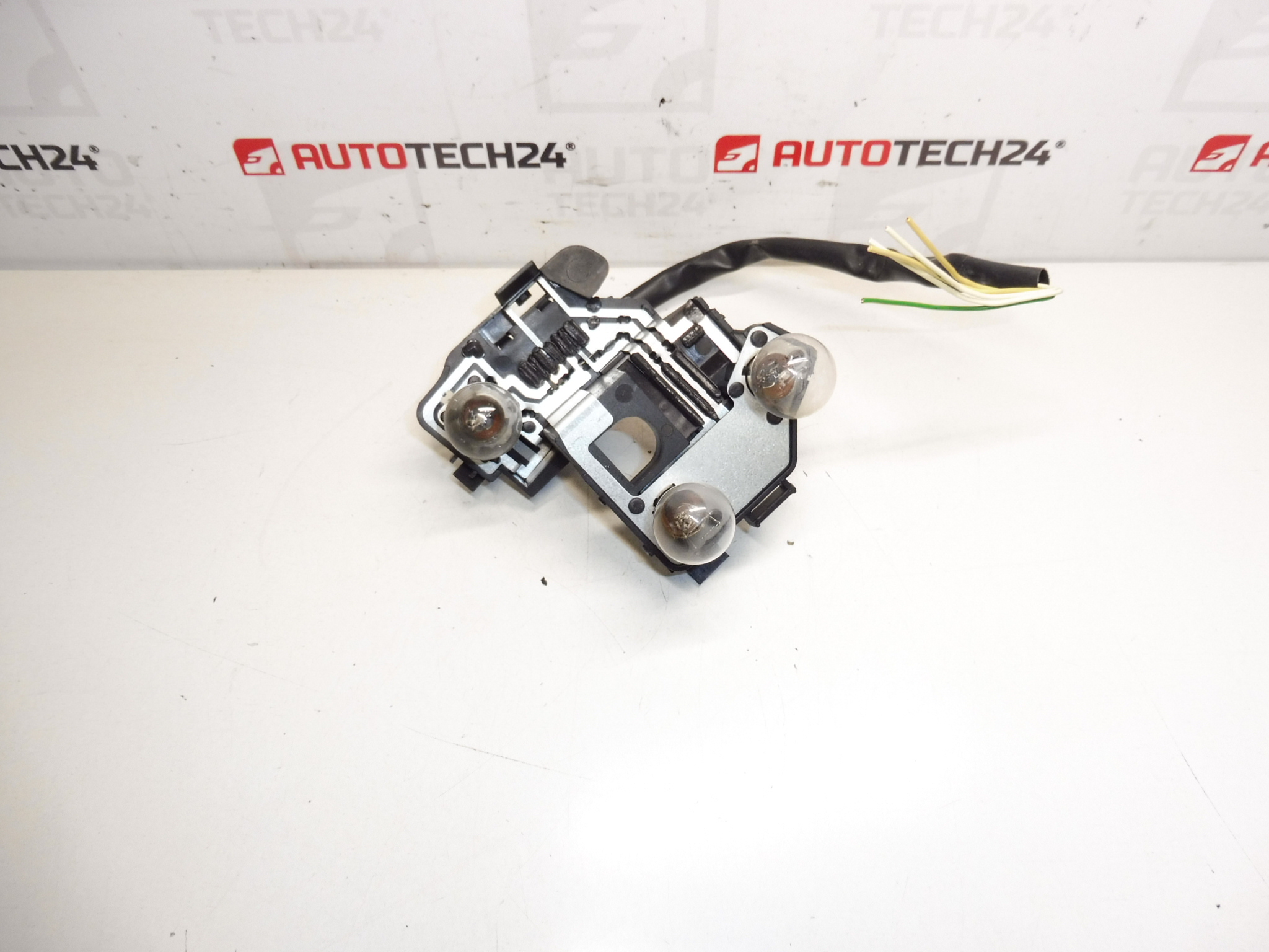 Portalámparas trasero derecho con cableado Peugeot 206 CC 6351S1