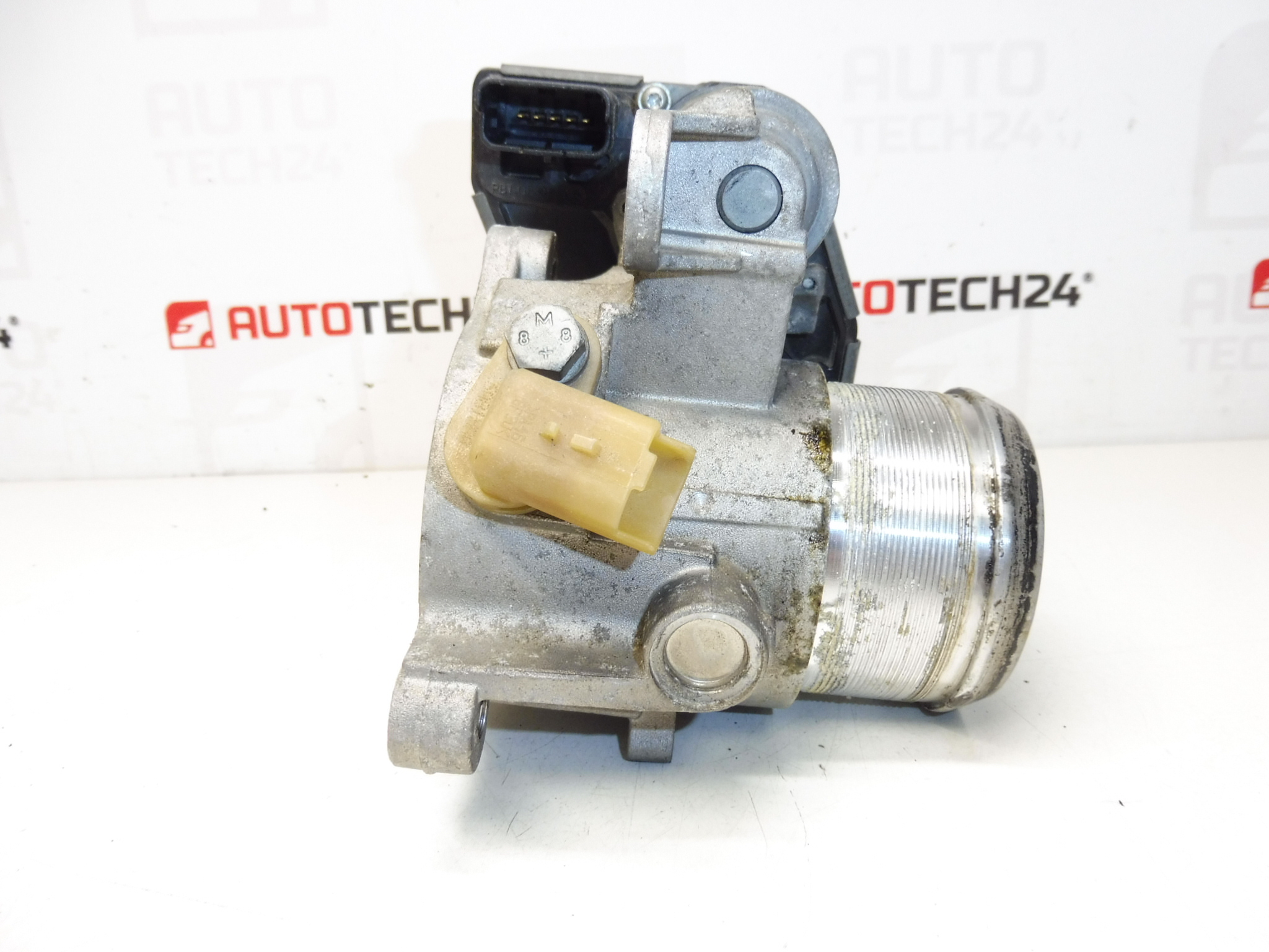 Tapa de admision 2.2 HDI Citroën Peugeot 9656932580 0345F7