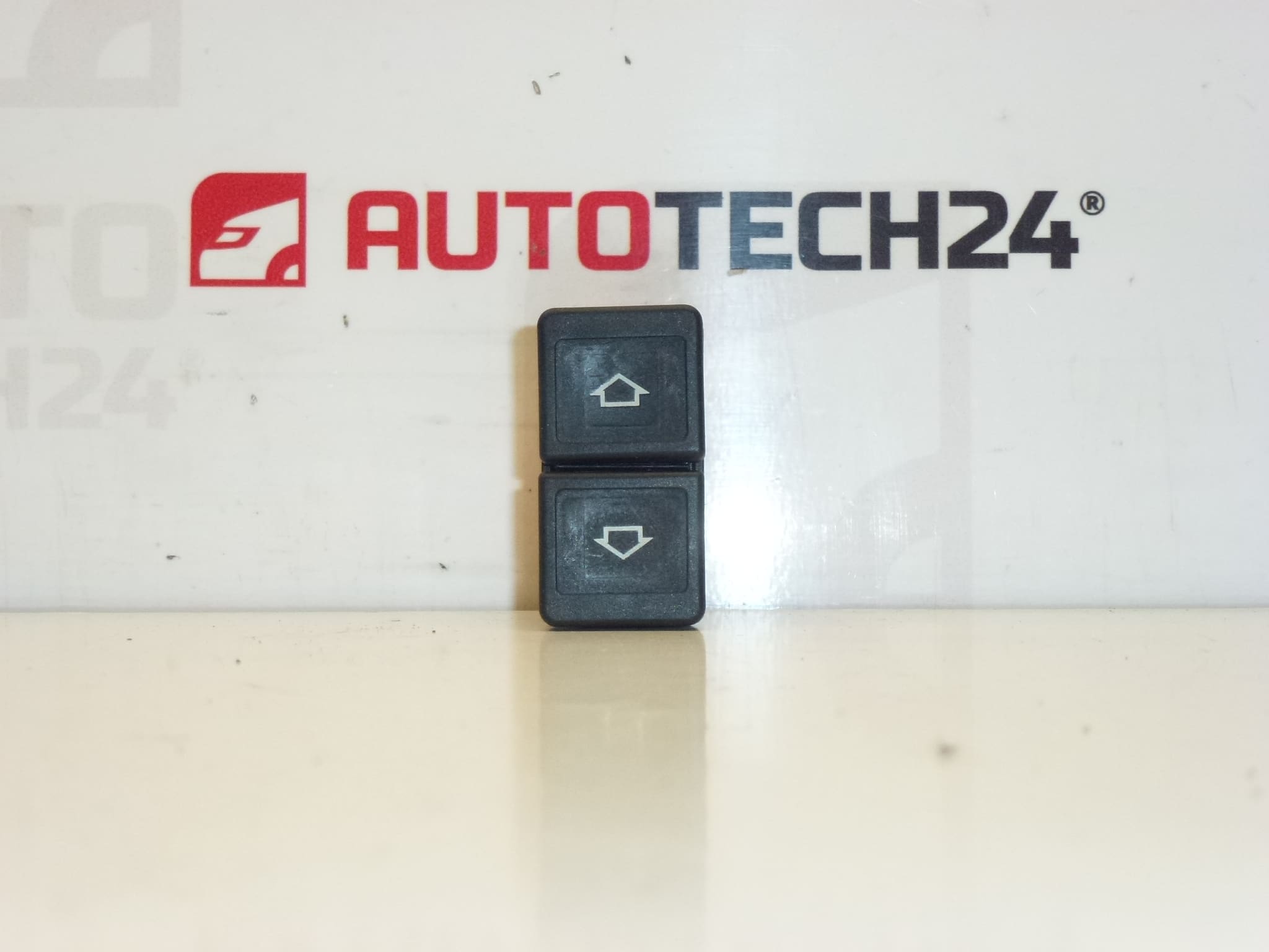 Control de ventana Citroën Xsara Picasso 6554E1