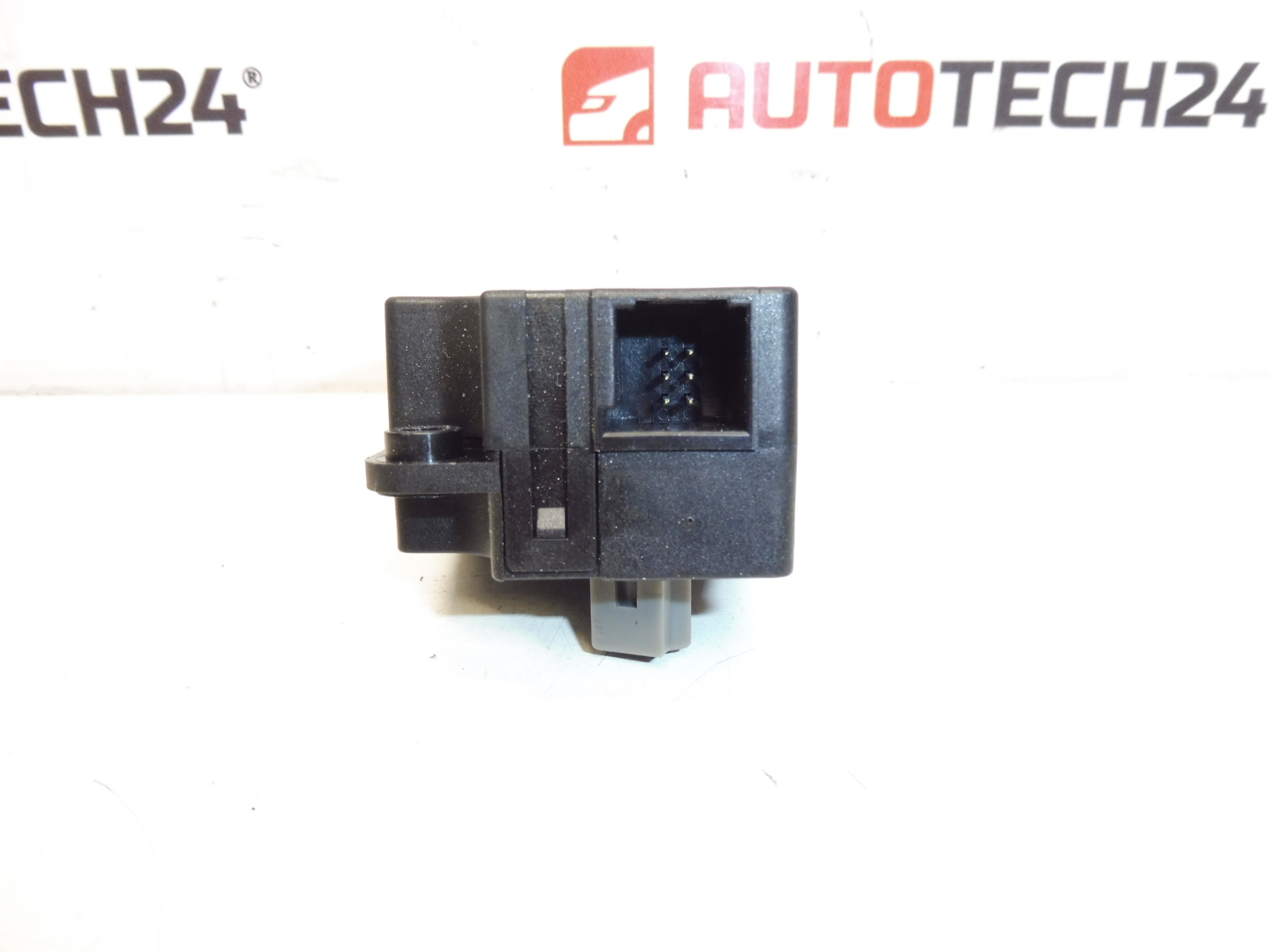 Servomotor Valeo Citroën Peugeot T1006419G 0109151B