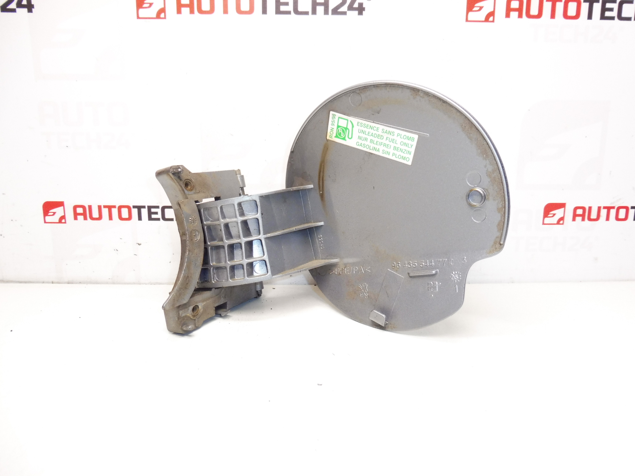 Tapon deposito Peugeot 307 9643554477 EZAC