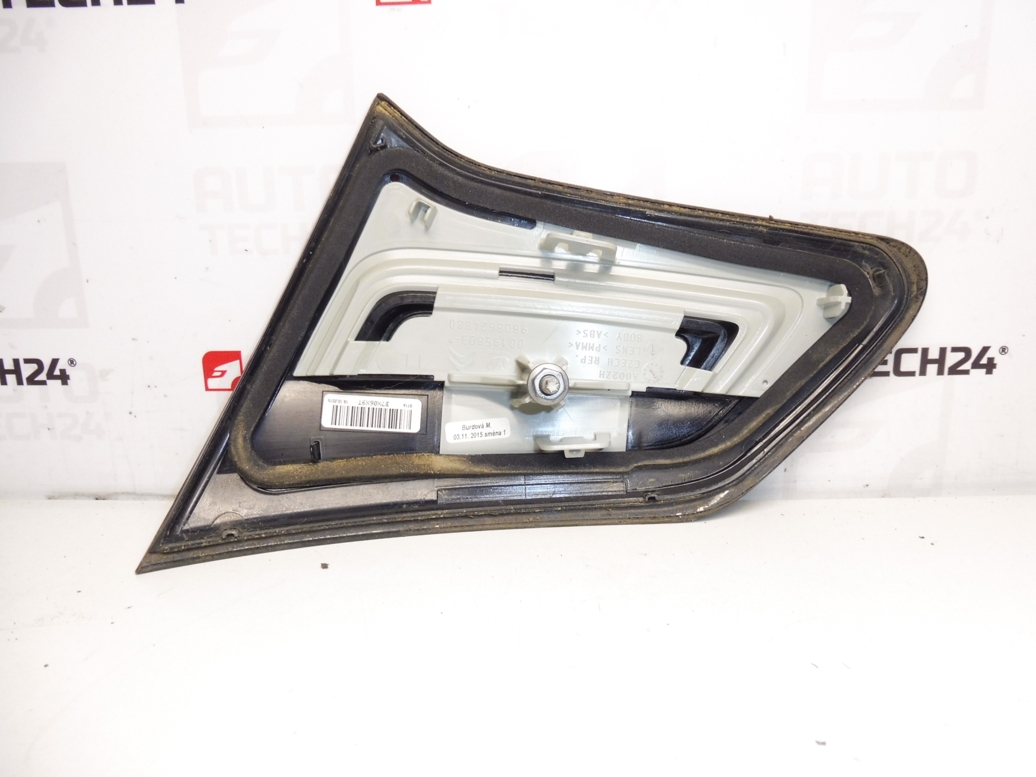 Marco decorativo piloto trasero izquierdo Citroën C4 II 9808624880