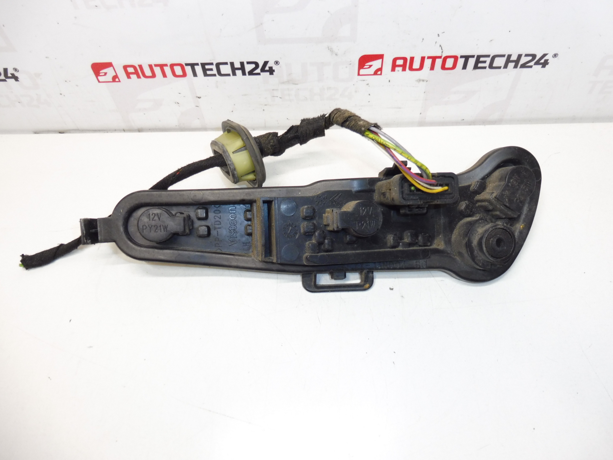 Leage Light Light Citroën C4 3 puertas 9646801777 6350T6