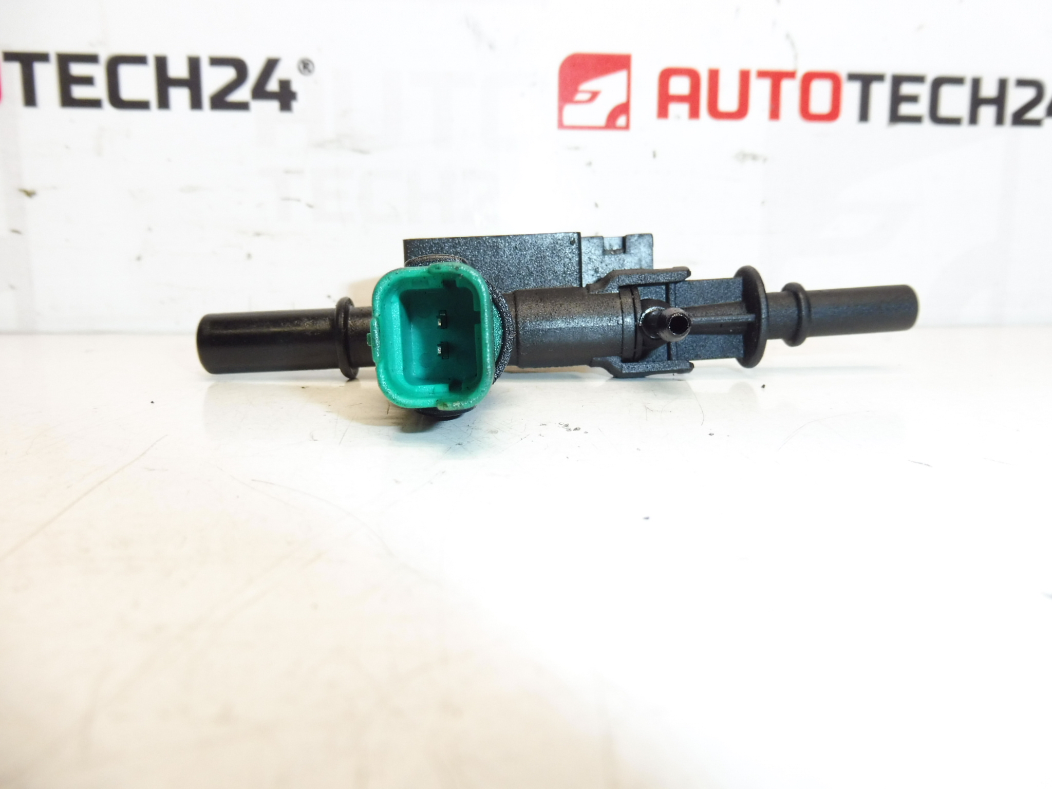 Sensor de temperatura diesel 1.4 HDI 16V Citroën Peugeot 9306-010A 9306Z010 1920FH