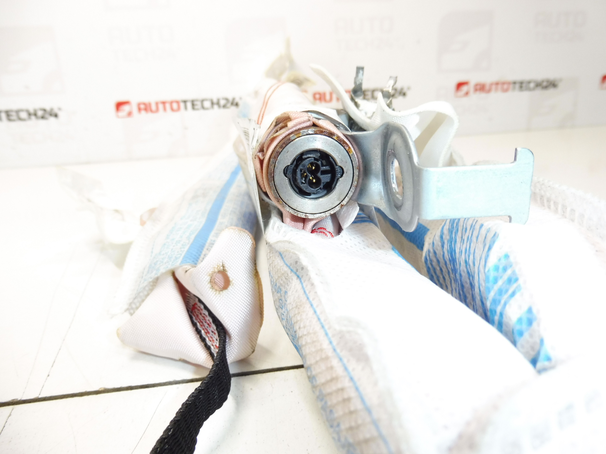 Airbag de techo a la derecha Citroen C3 III 9811857980 981185798