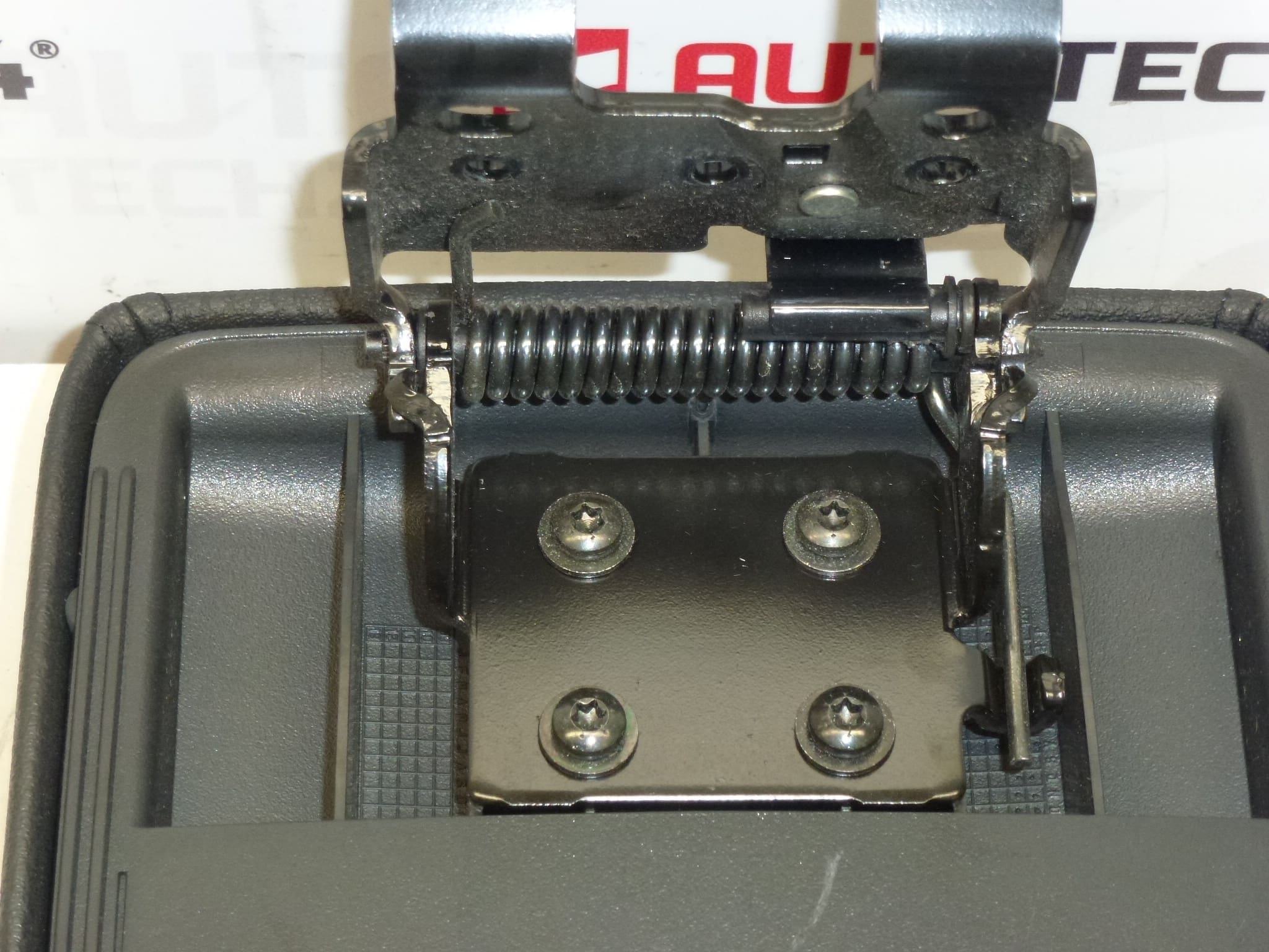 Reposabrazos central Peugeot 407 7589E9 7589NT