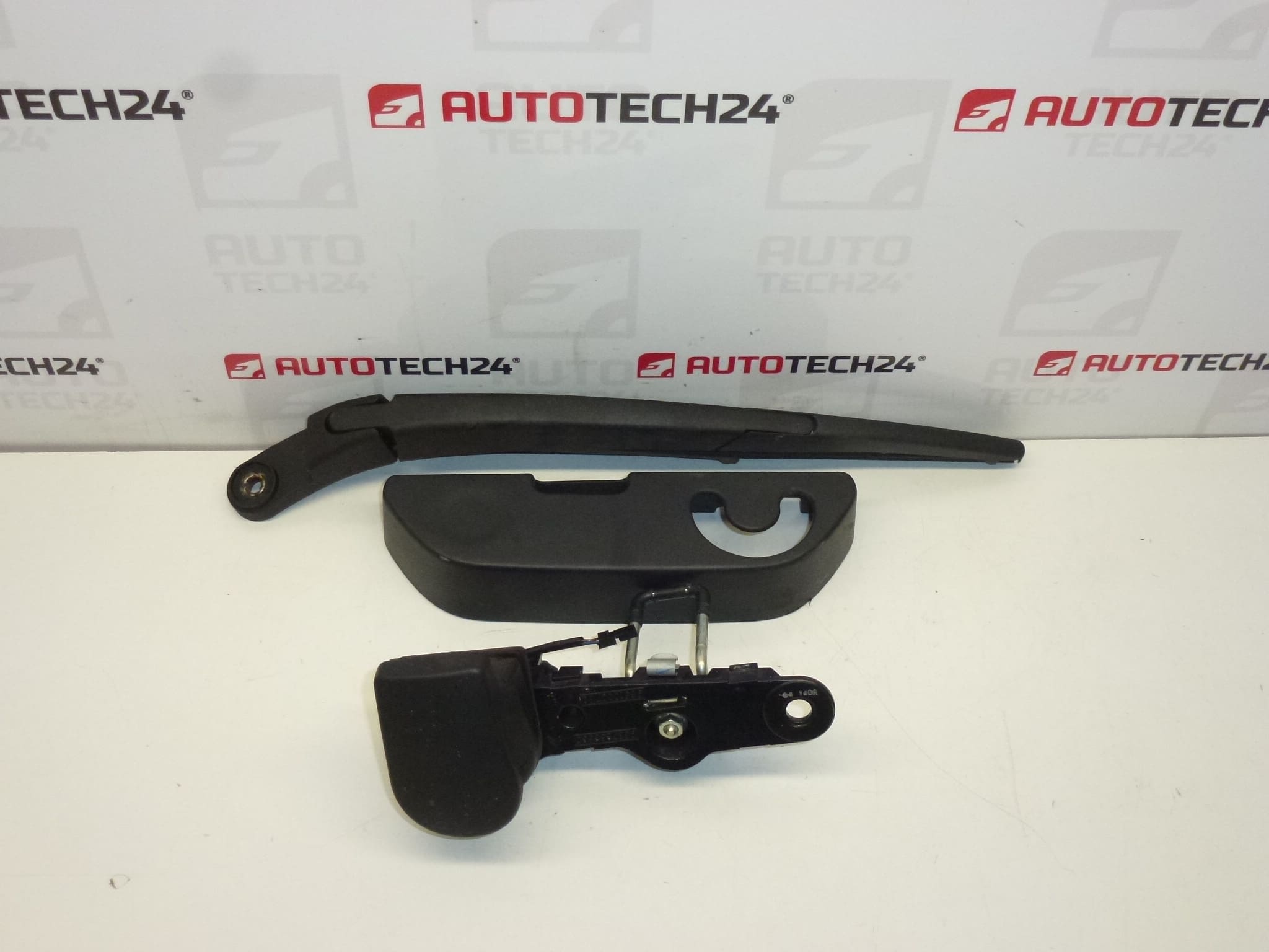 Mecanismo limpiaparabrisas trasero Peugeot 407 SW 9651000780 6405Z1