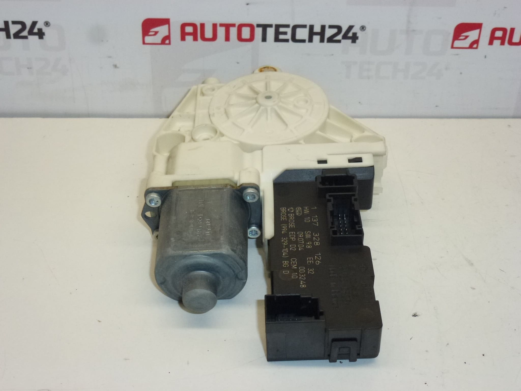 Motor elevalunas derecho Peugeot 407 1137328126 9222Y8