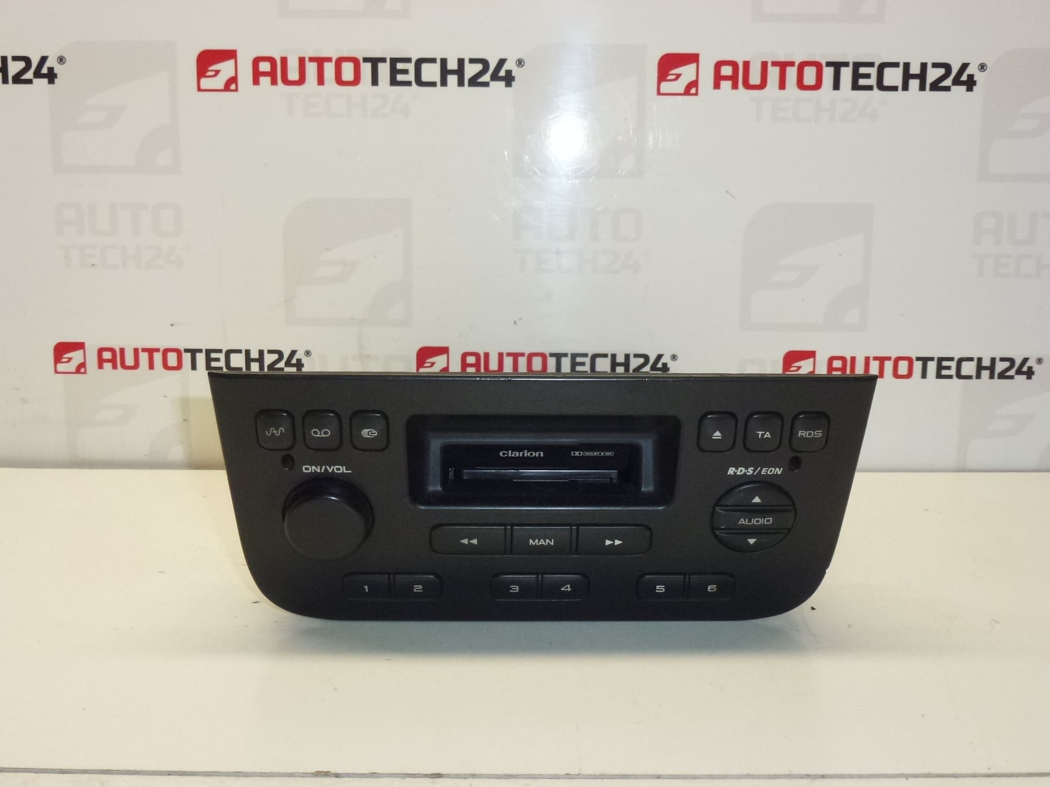 Autorradio con CD Peugeot 406 9636704880 9643180280