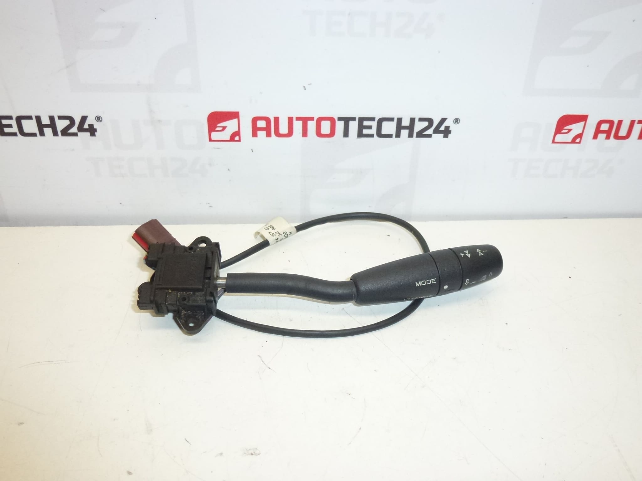 Citroën Peugeot 96343806ZL 6239J9 controlador de radio