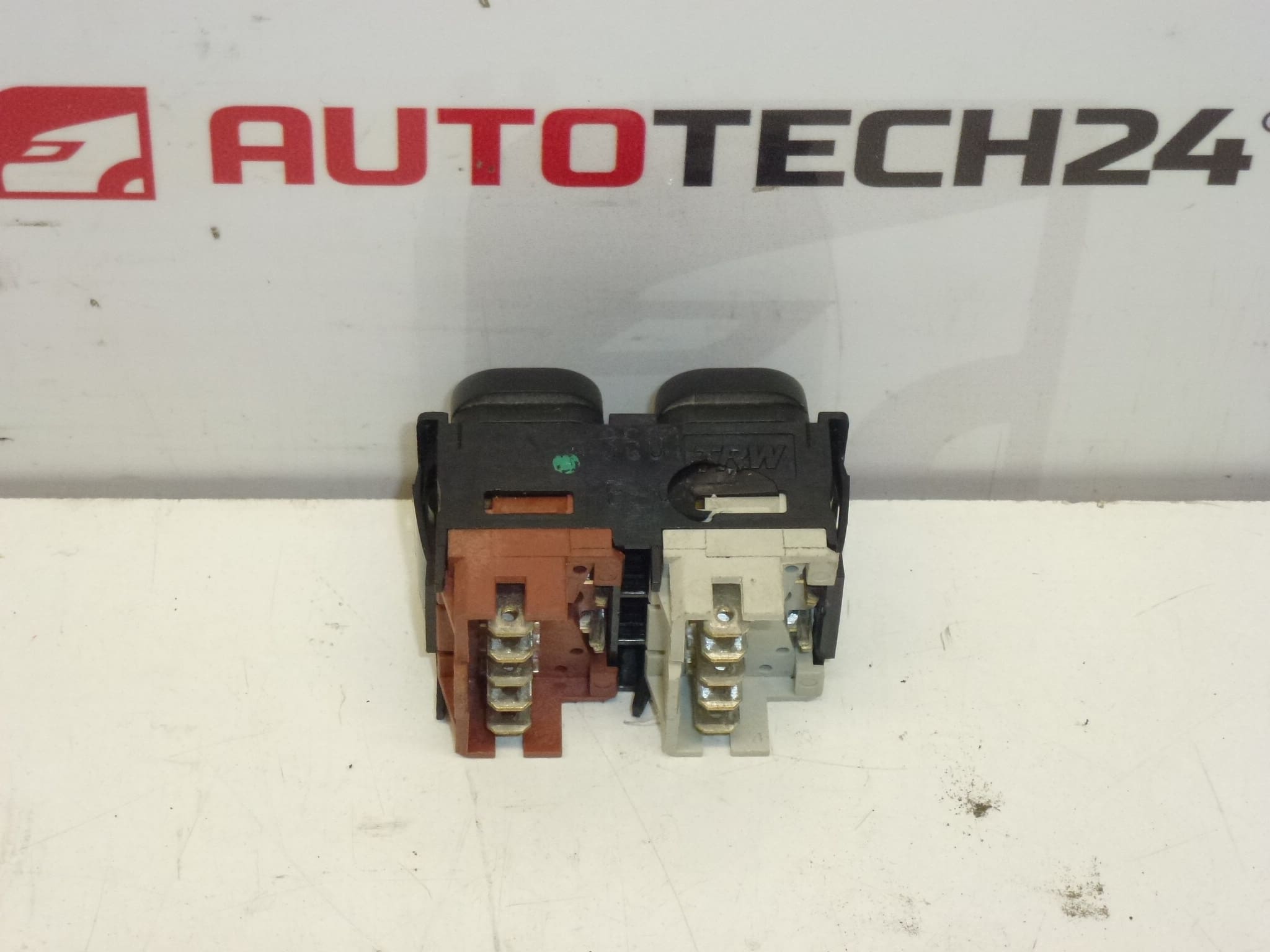 Elevalunas trasero Citroën Xsara 6552KV