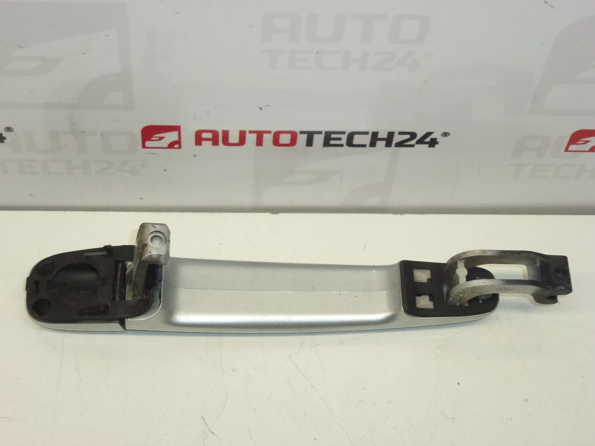 Tirador de puerta Citroën Peugeot plata EZRC 9101W4
