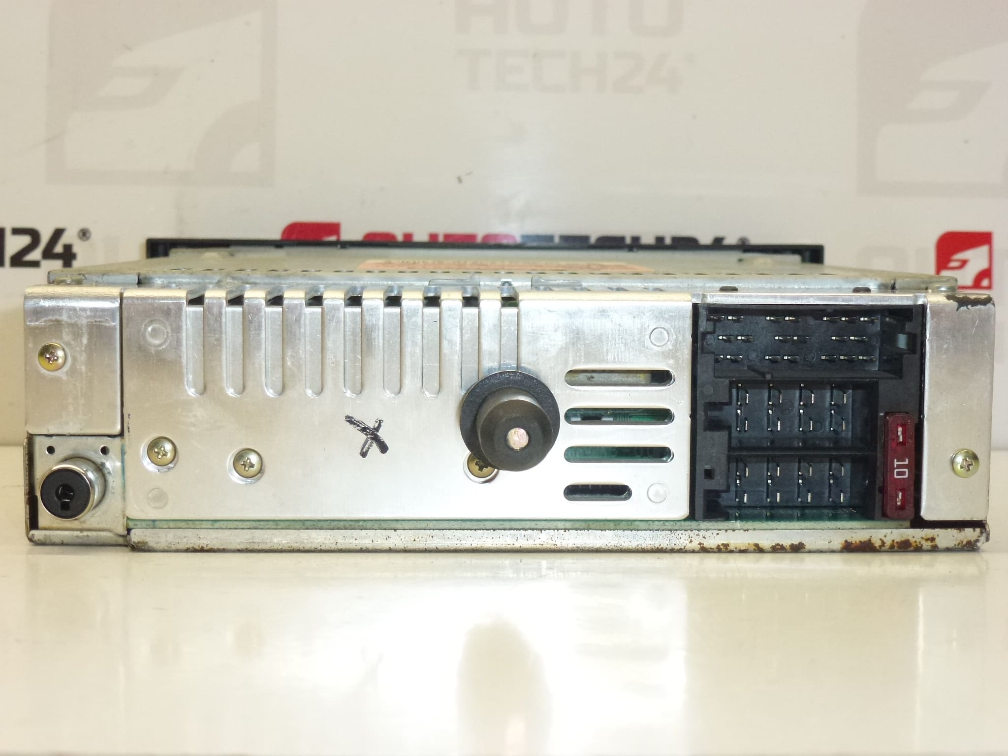 Autorradio CLARION Citroën Peugeot 96476647XT 6564JW