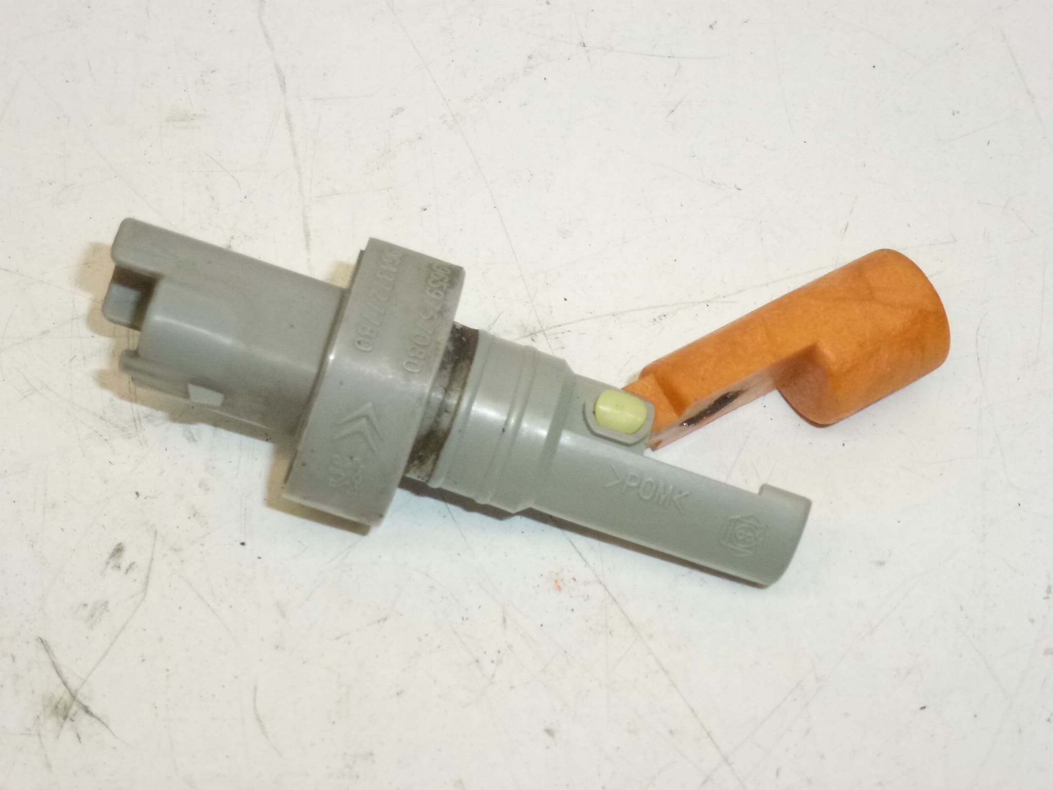 Sensor de nivel Citroën Peugeot 9659757080 643479