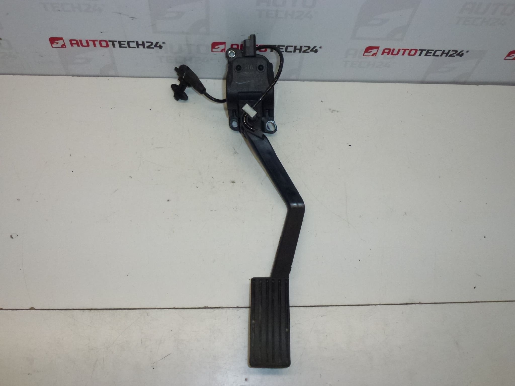 Pedal acelerador Citroën Peugeot Bosch 0280755171 9672091080 1601EK