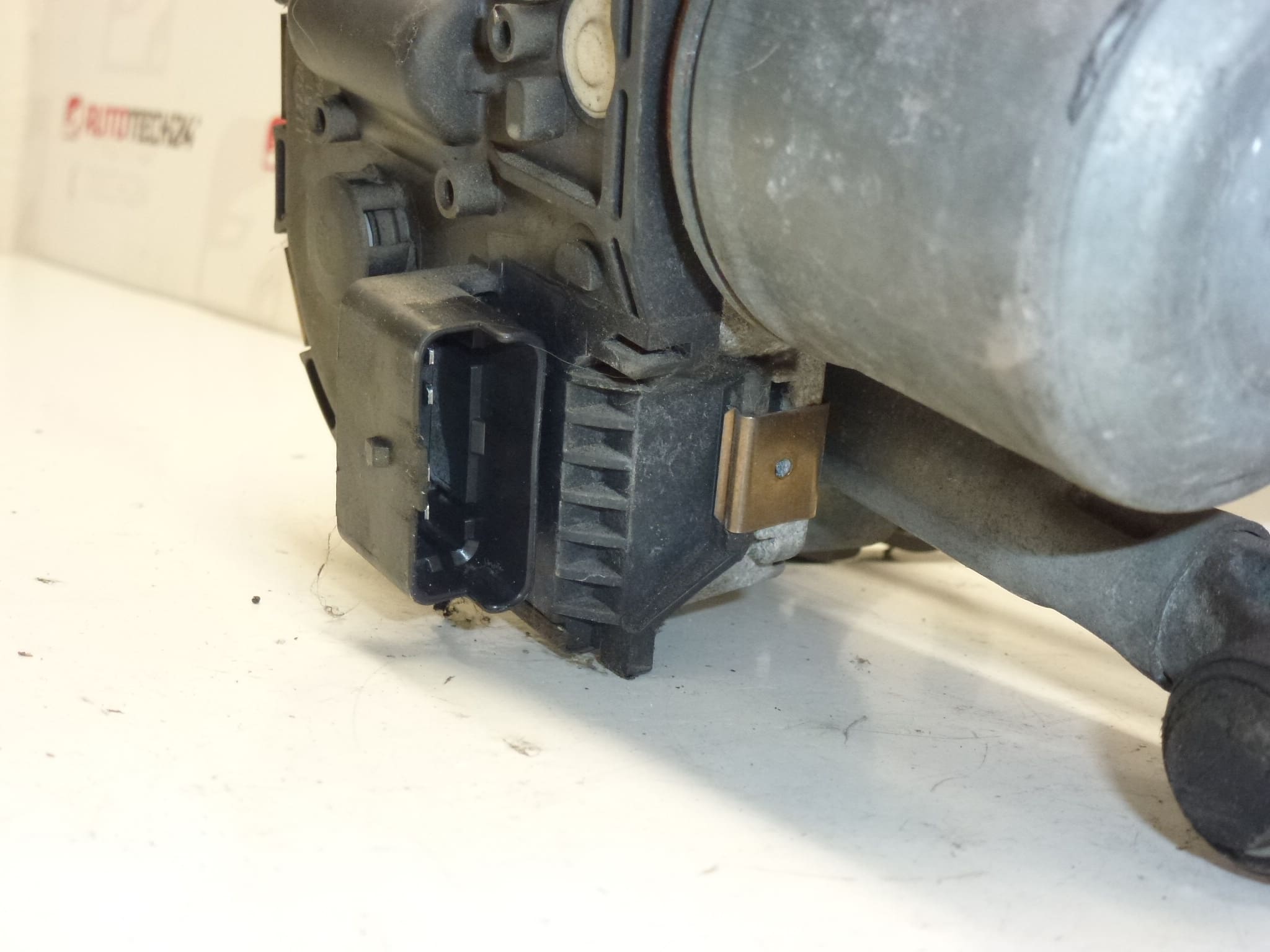 Motor limpiaparabrisas derecho Citroën Peugeot 9670031480 3397021076 6405PT