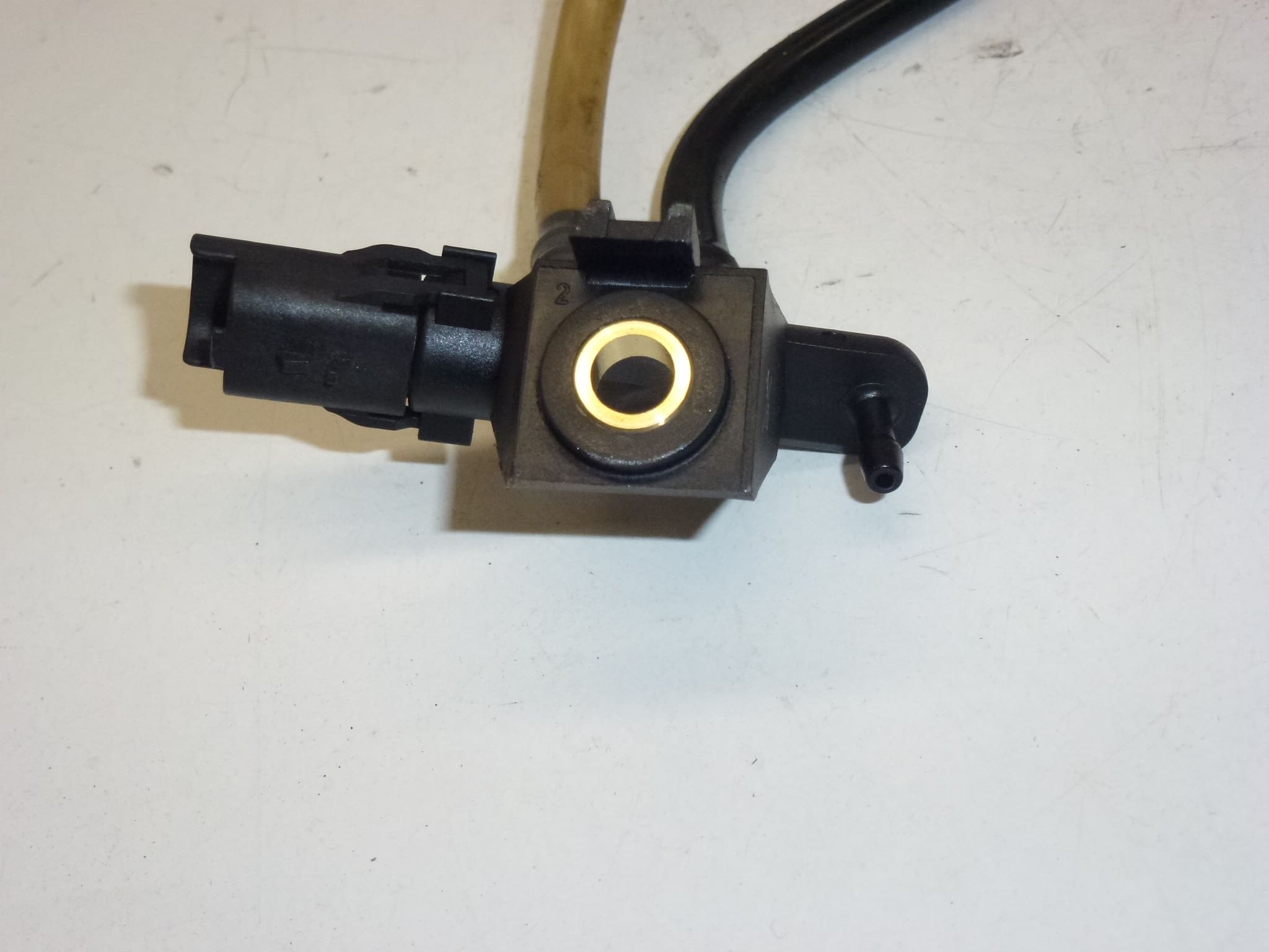 Sensor de temperatura de combustible Citroën Peugeot 1579AY
