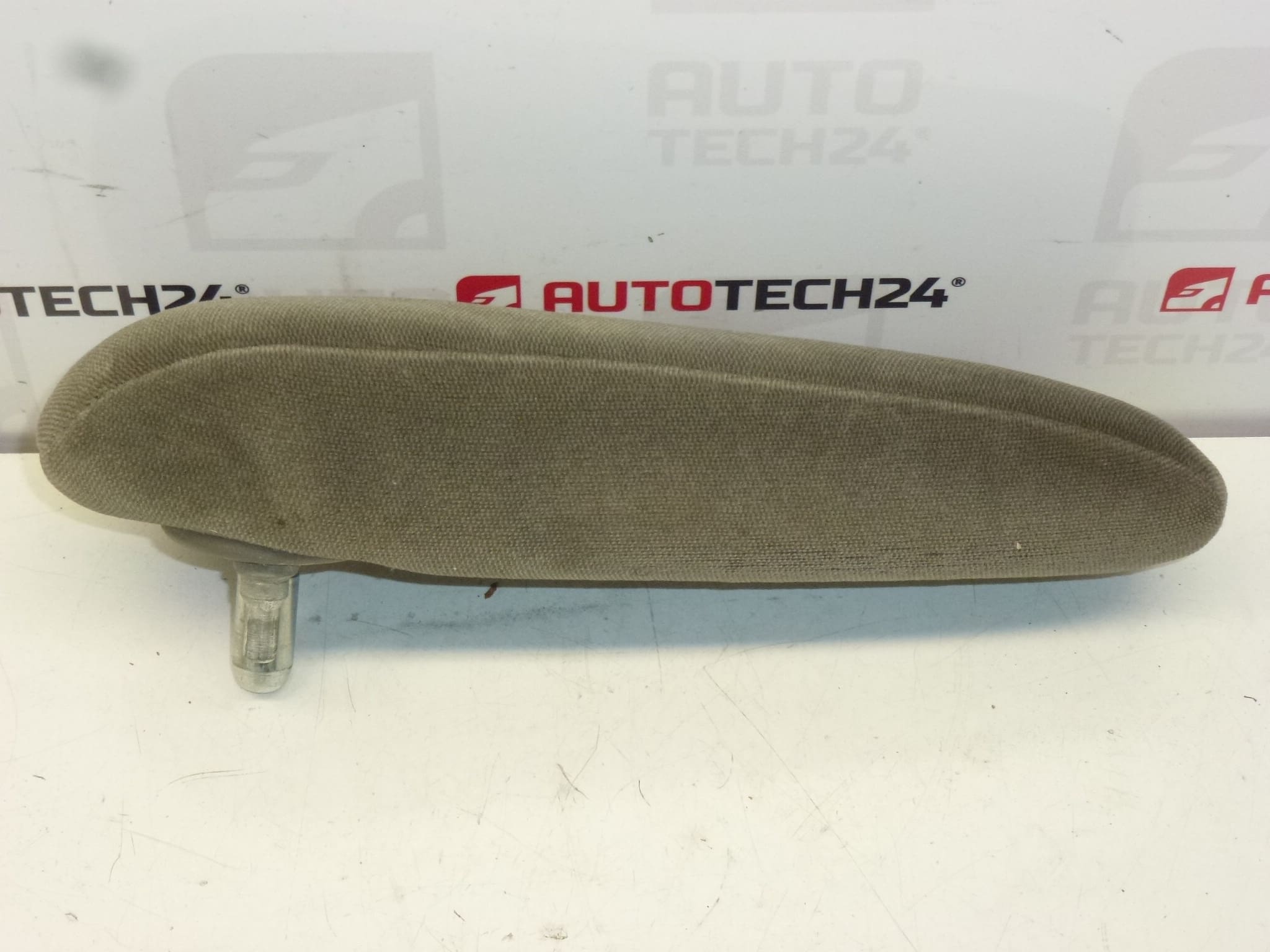 Reposabrazos derecho Citroën Peugeot 8969TY