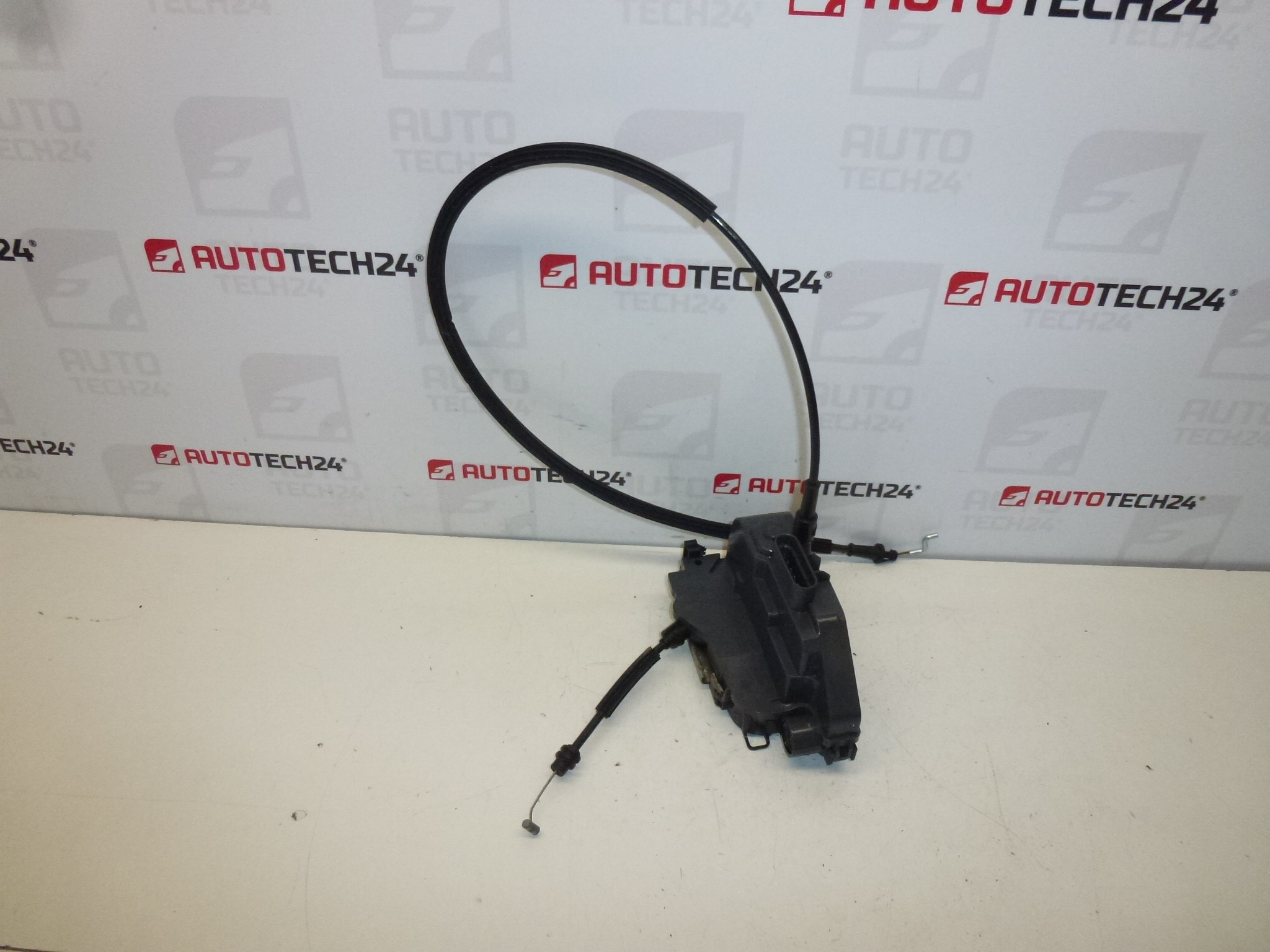 Cerradura puerta izquierda Peugeot 307CC 52229880 9135P5