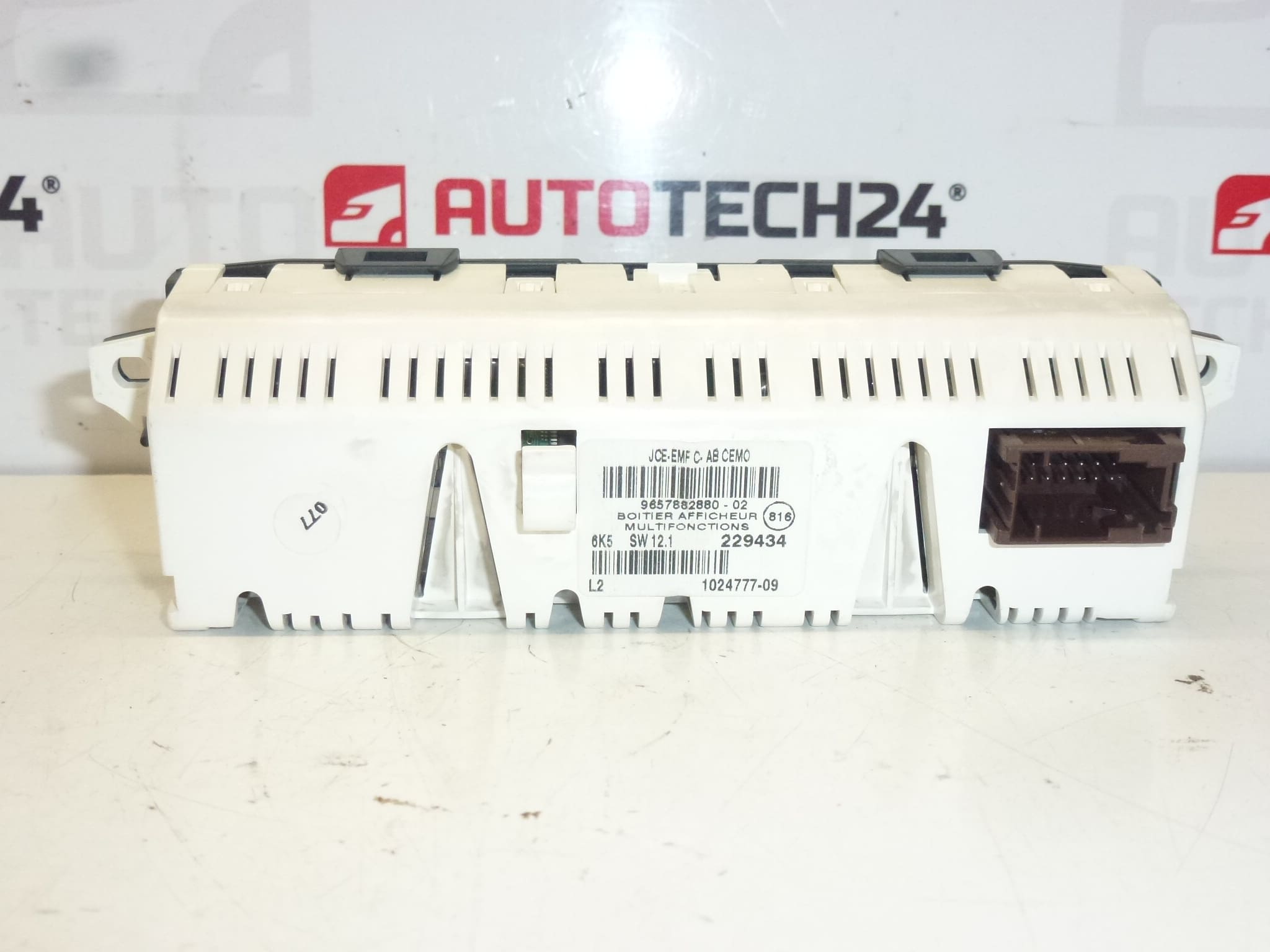 Pantalla Citroën C5 II 9657882880-02 6593T2