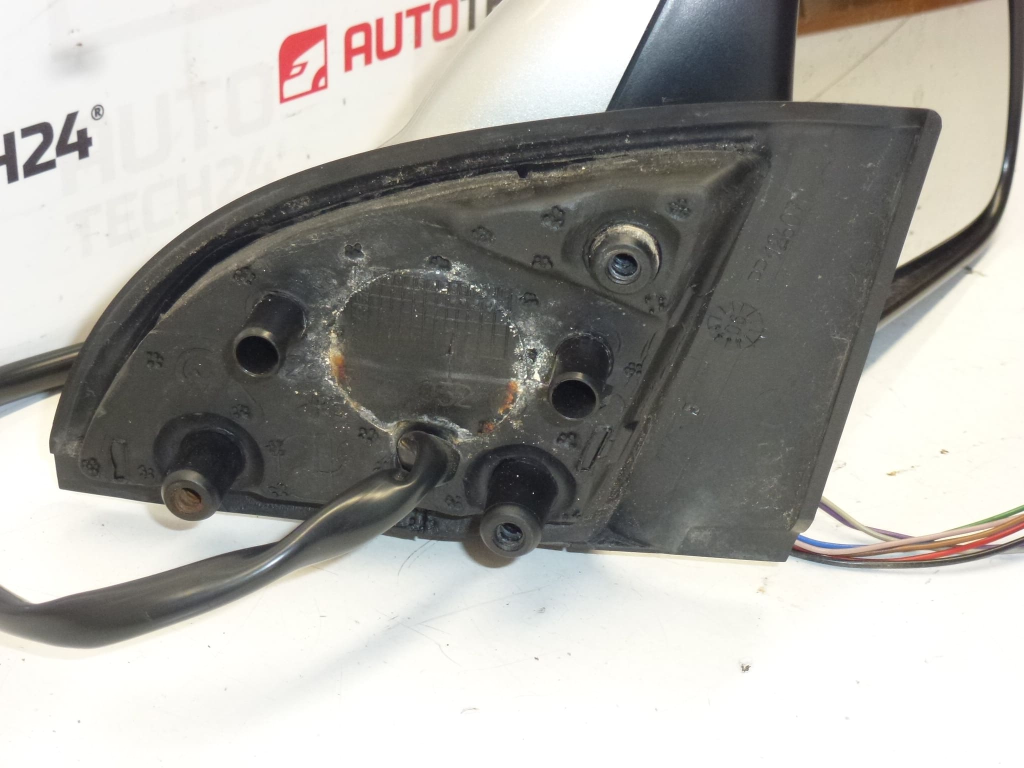 Retrovisor derecho abatible eléctricamente ETSC Peugeot 307 8149VT