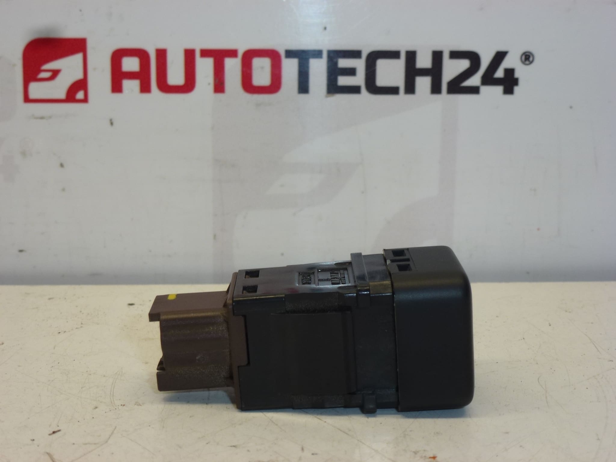 Interruptor Airbag Citroën Peugeot 96373645ZD 96373645ZL 8216F2