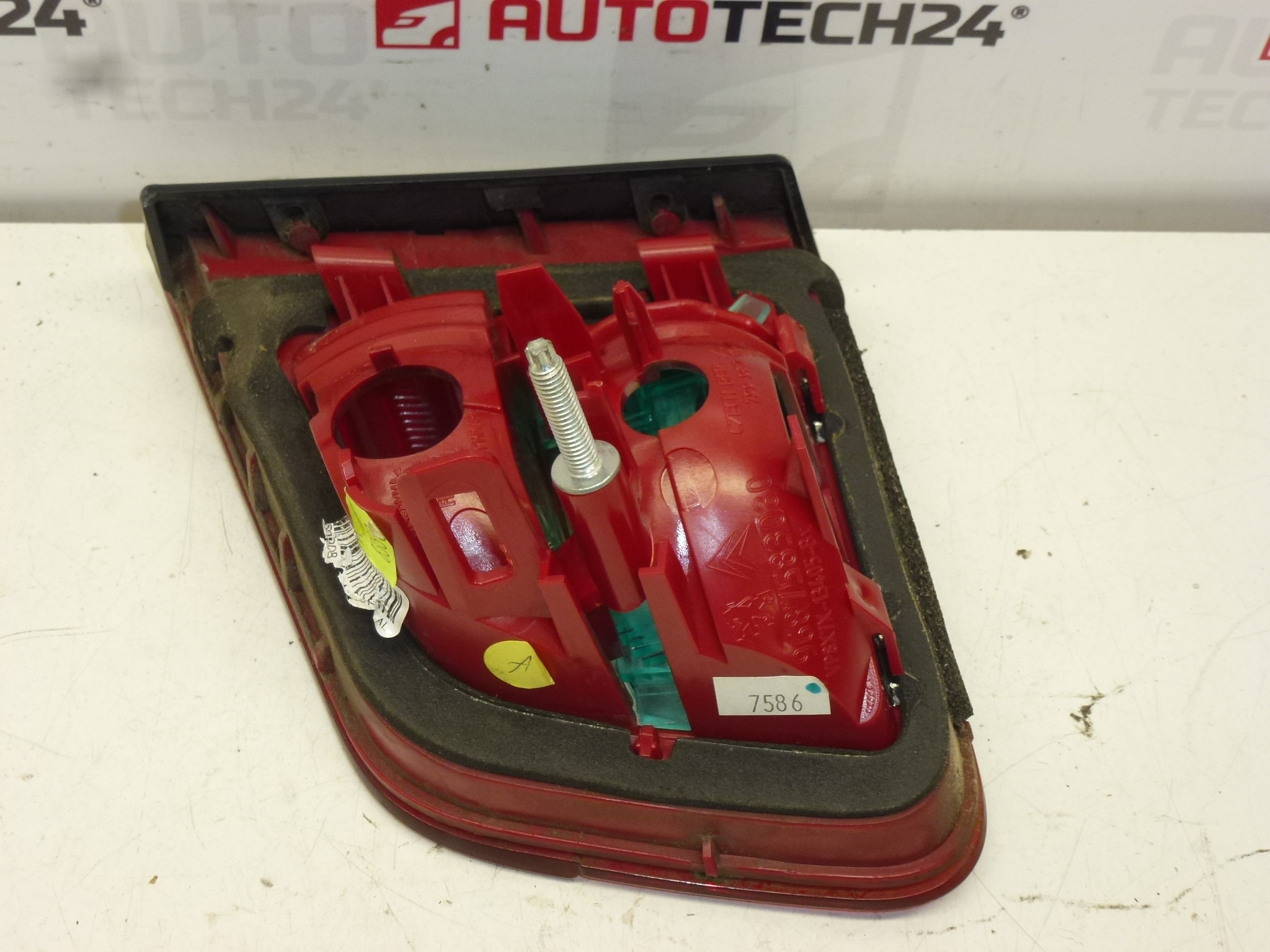 Piloto interior trasero izquierdo Citroën C5 X7 sedan 9687583080 6351EX