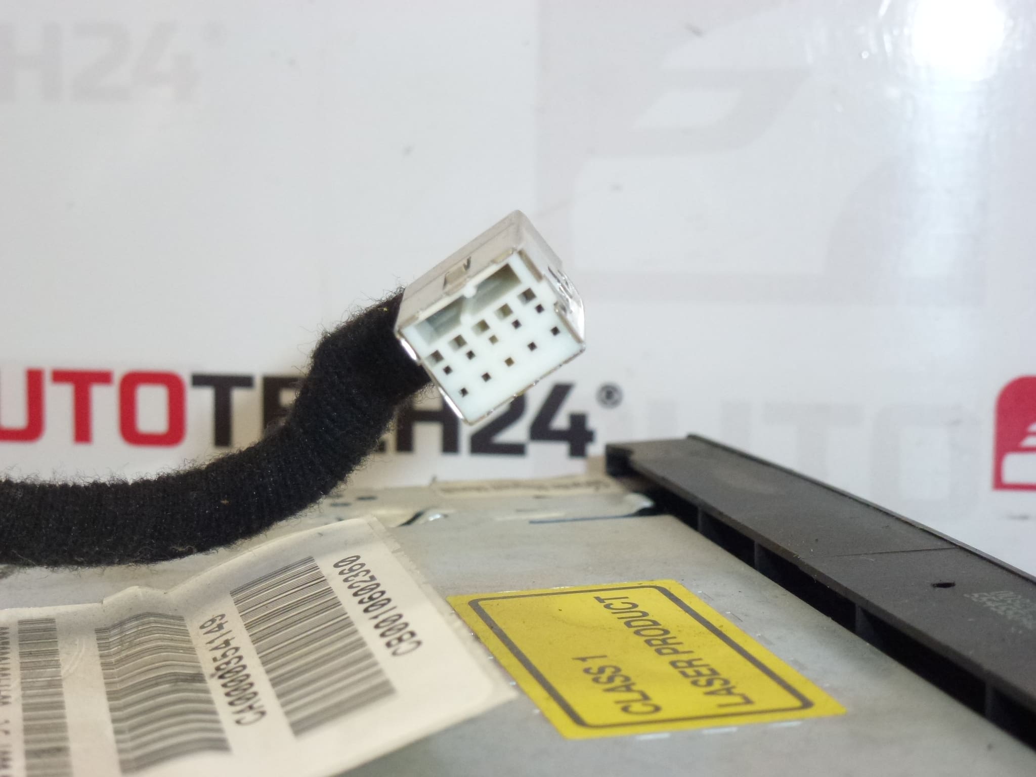 Autorradio Citroën Peugeot RT3-B5-N3 96640239XT 6574T8