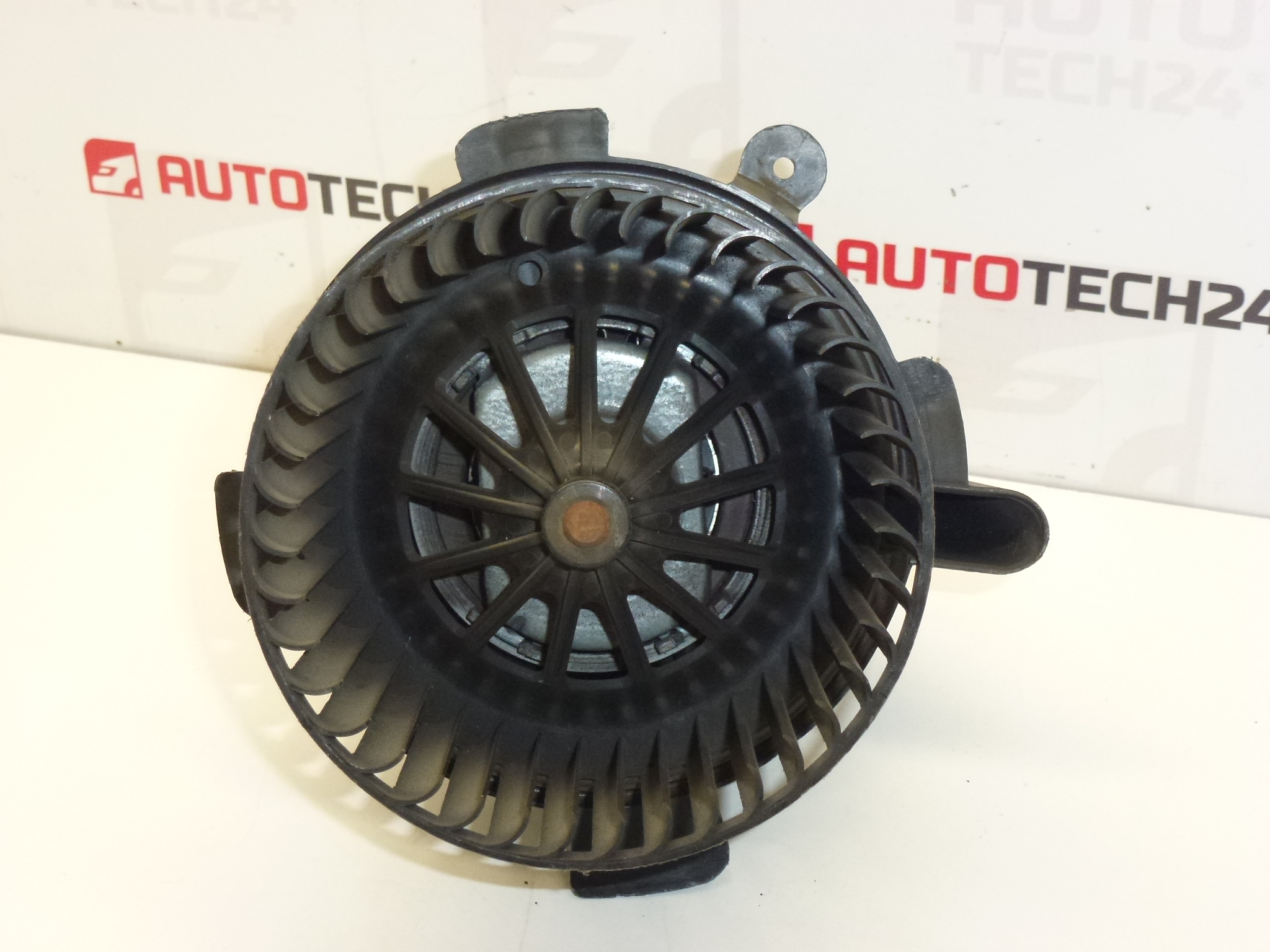 Ventilador de calefacción BEHR Citroën C4 Peugeot 307 II B9506 6441S6