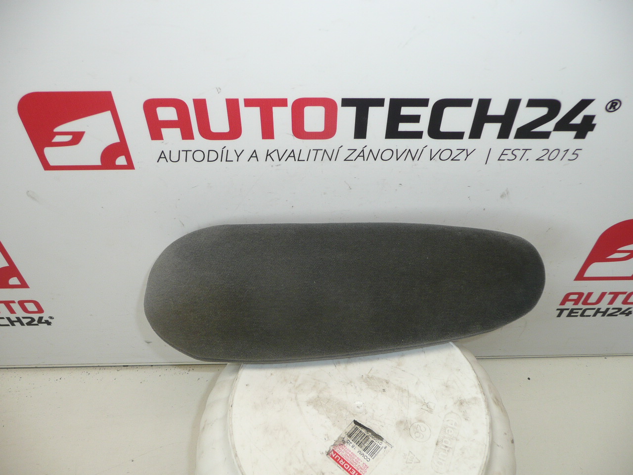 Apoyabrazos izquierdo Citroën Peugeot 8830W9