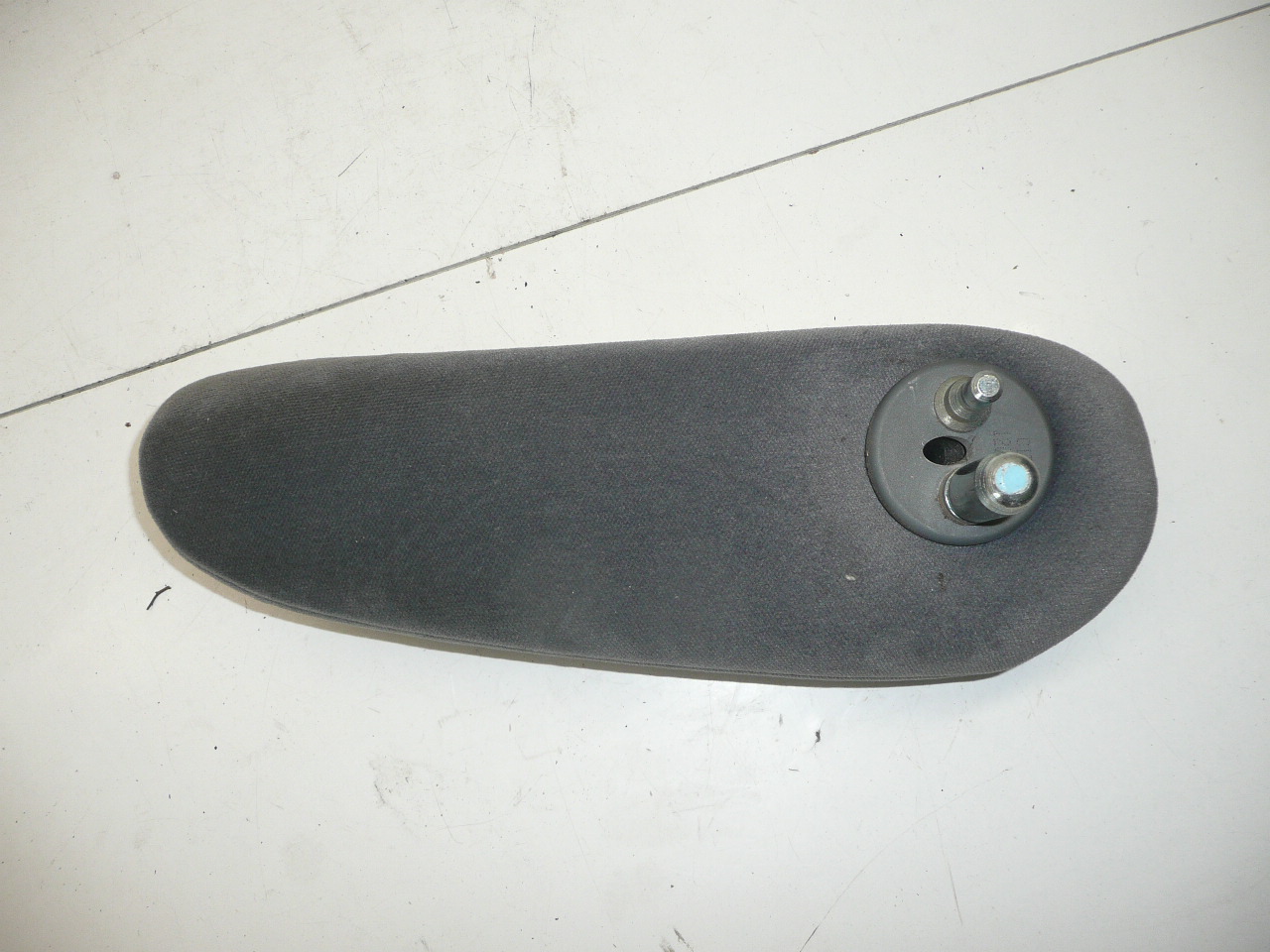 Apoyabrazos izquierdo Citroën Peugeot 8830W9