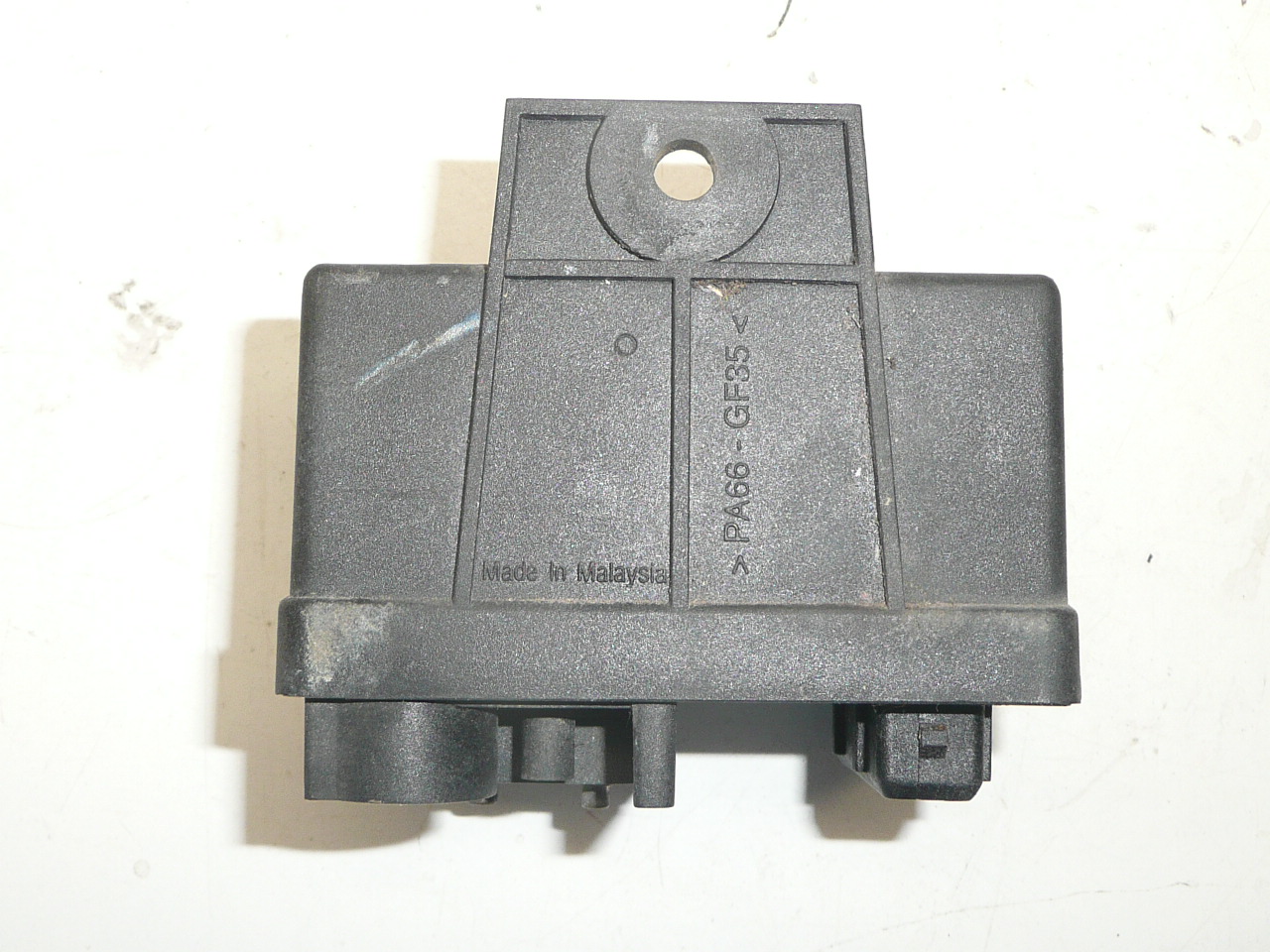 Relé de precalentamiento Bosch 0281003009