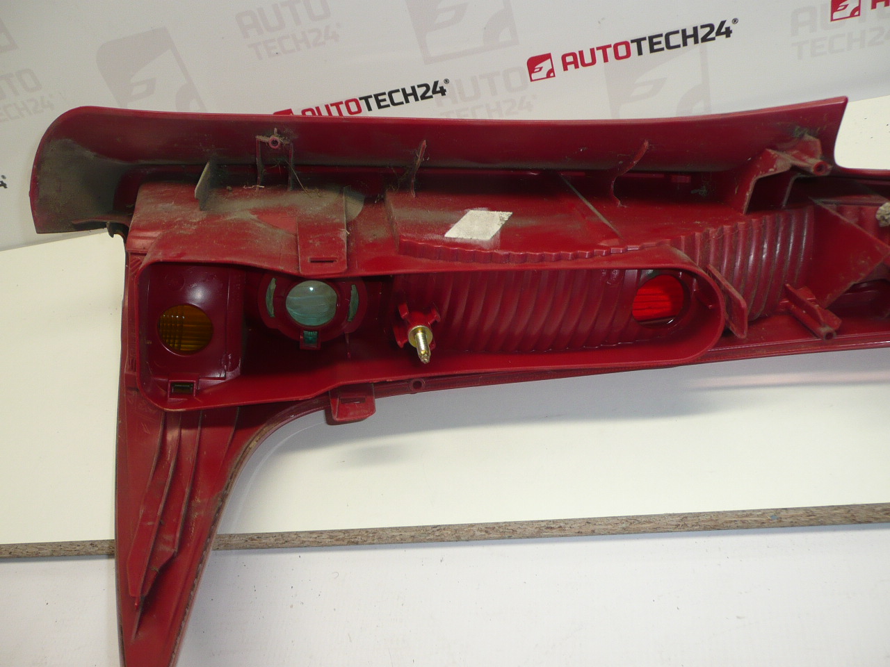 Piloto piloto trasero izquierdo Peugeot 206 Combi 9641540677 6350R4