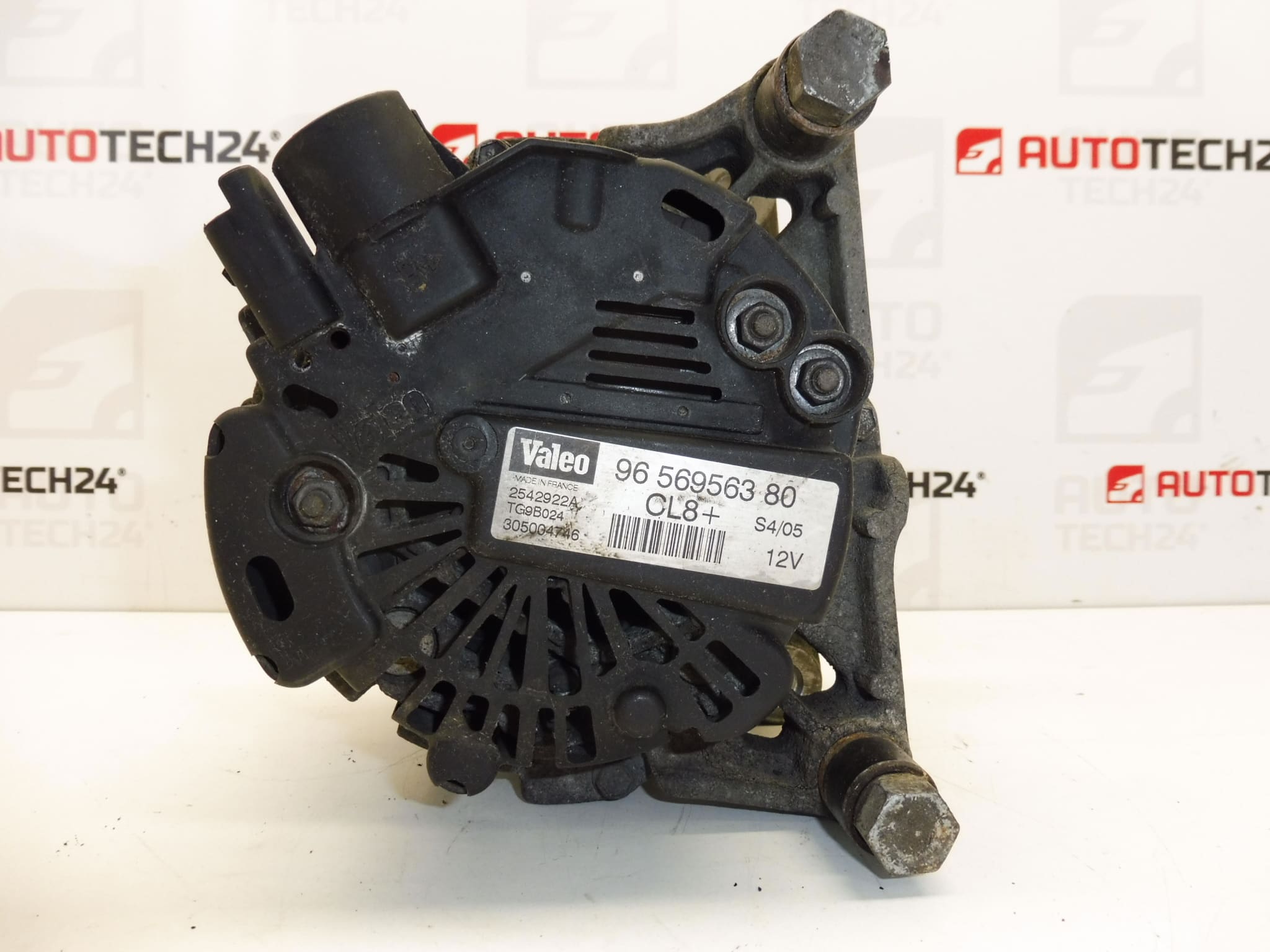 Alternador Valeo CL8+ Citroën Peugeot 9656956380 - Imagen 2