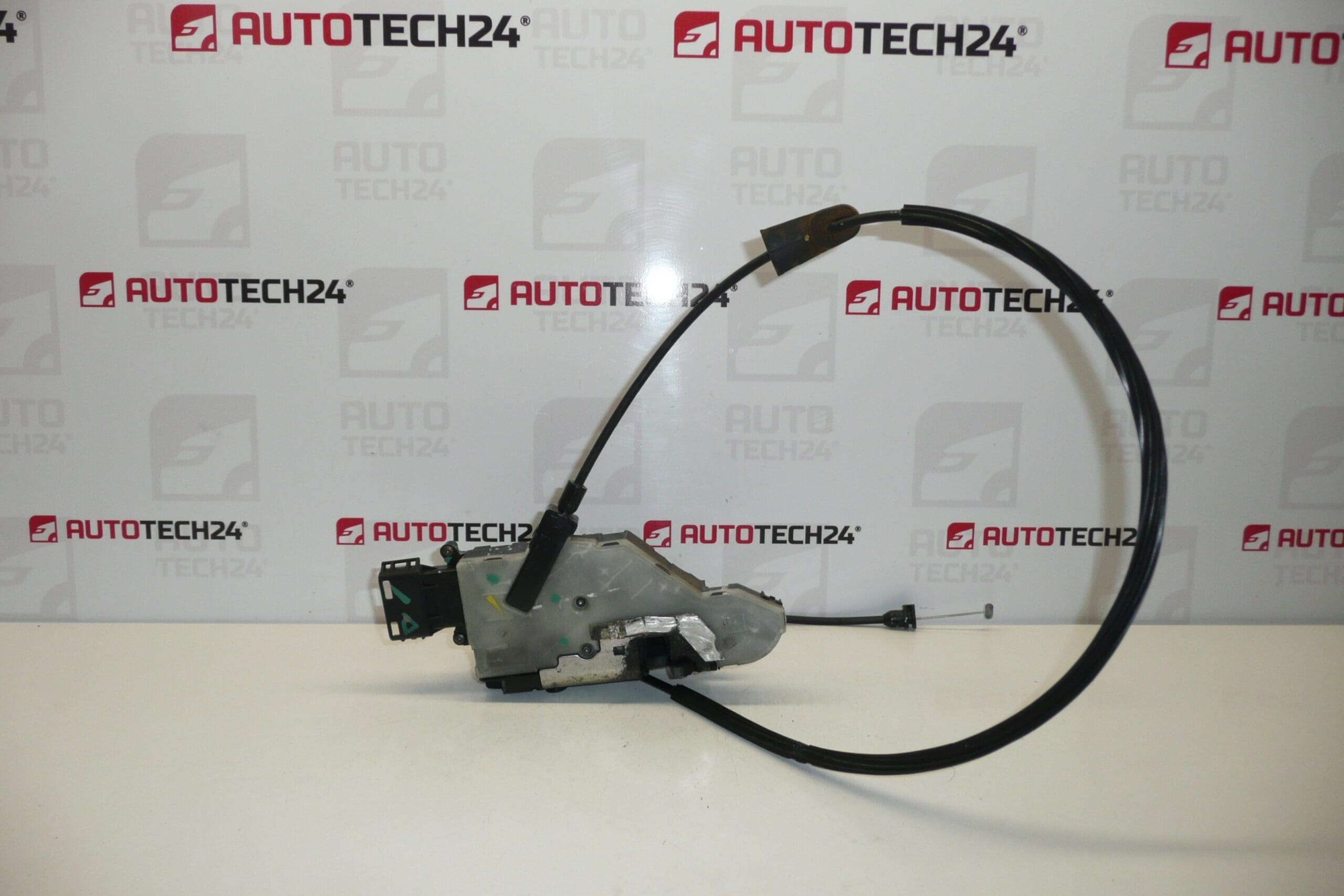 Cerradura de la puerta derecha Peugeot 207 24094158 9136W2 - Imagen 2
