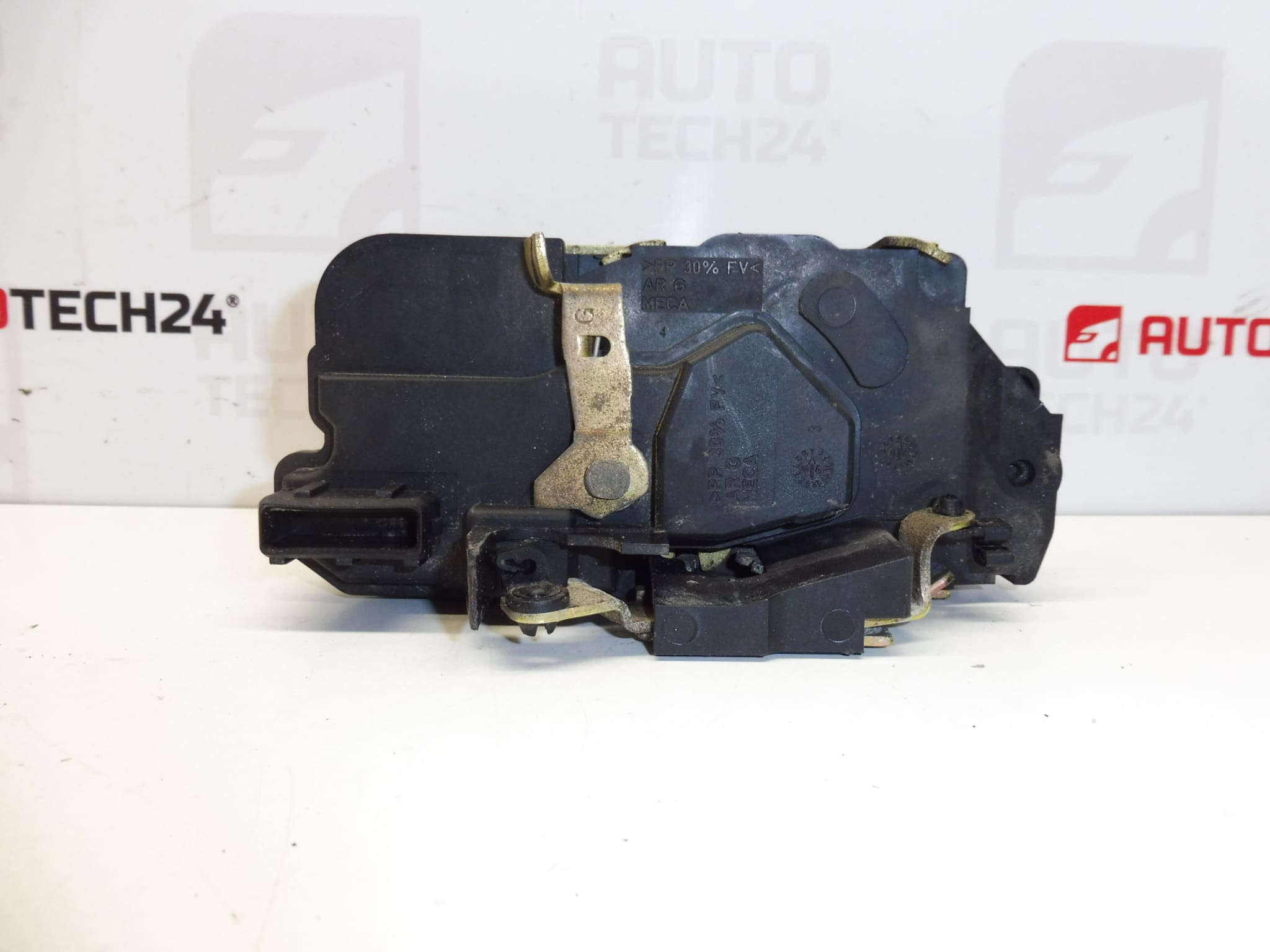 Cerradura puerta trasera izquierda Peugeot 206 913771