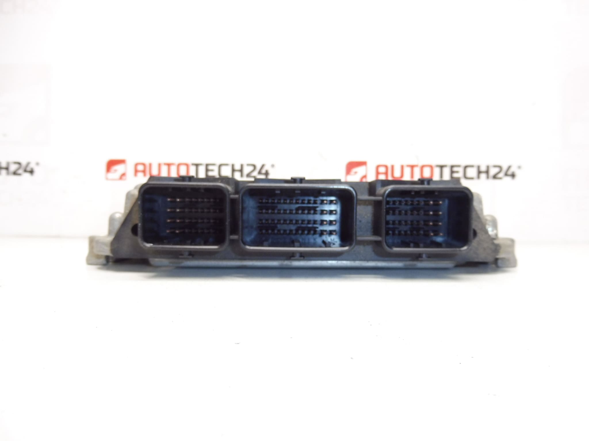 ECU Bosch EDC16C34 Citroën Peugeot 0281013334 9666986680 - Imagen 2