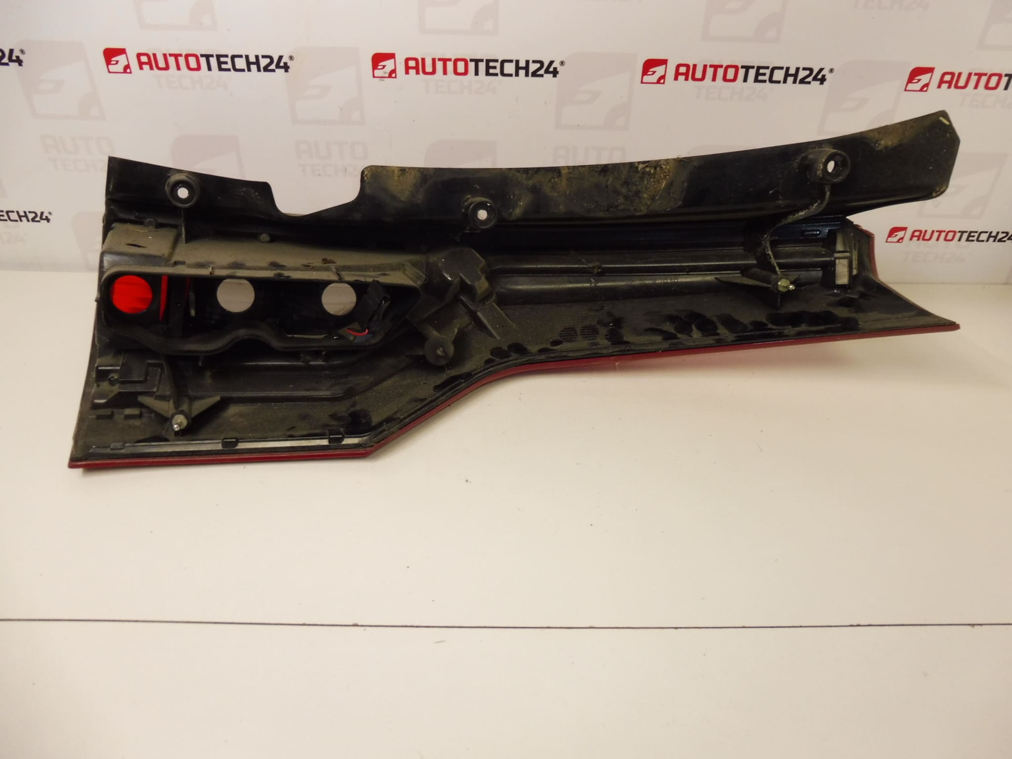 Lámpara Trasera Izquierda Citroën C4 Grand Picasso 6350AC - Imagen 2