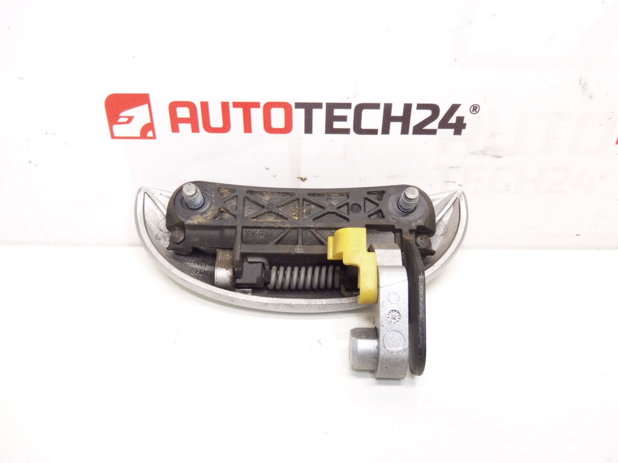 Manija de la puerta delantera izquierda KTB Citroën C1 Peugeot 107 9101AK - Imagen 2