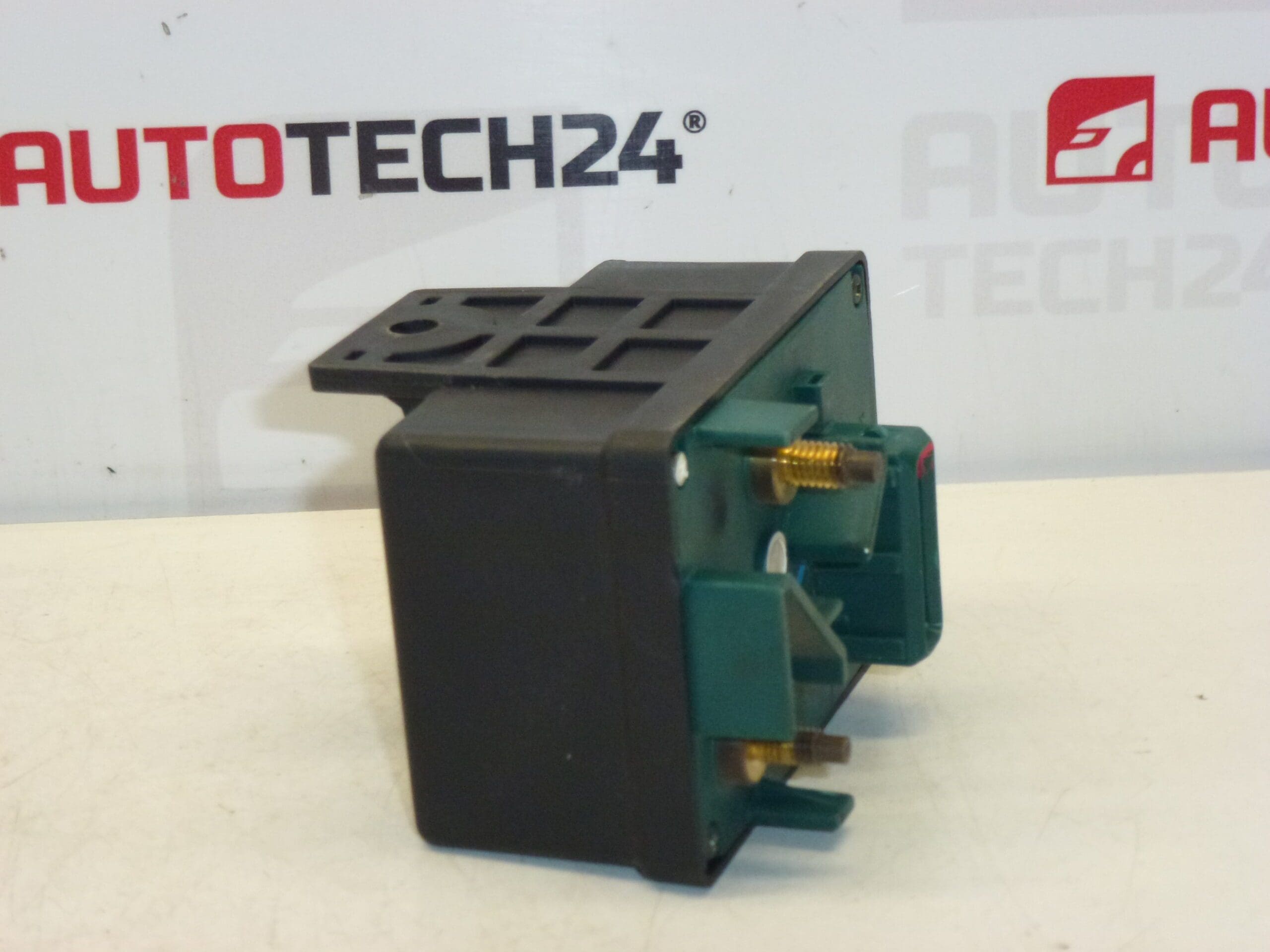 Relé de Precalentamiento NAGARES Citroën Peugeot 9639912580 - Imagen 2