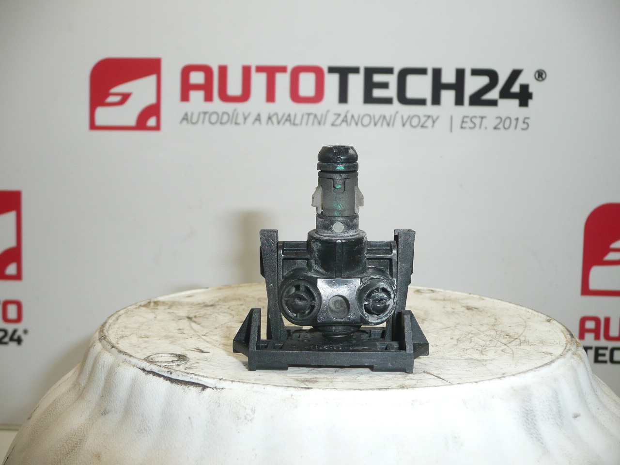 Boquilla de limpiaparabrisas Peugeot 807 6438K2