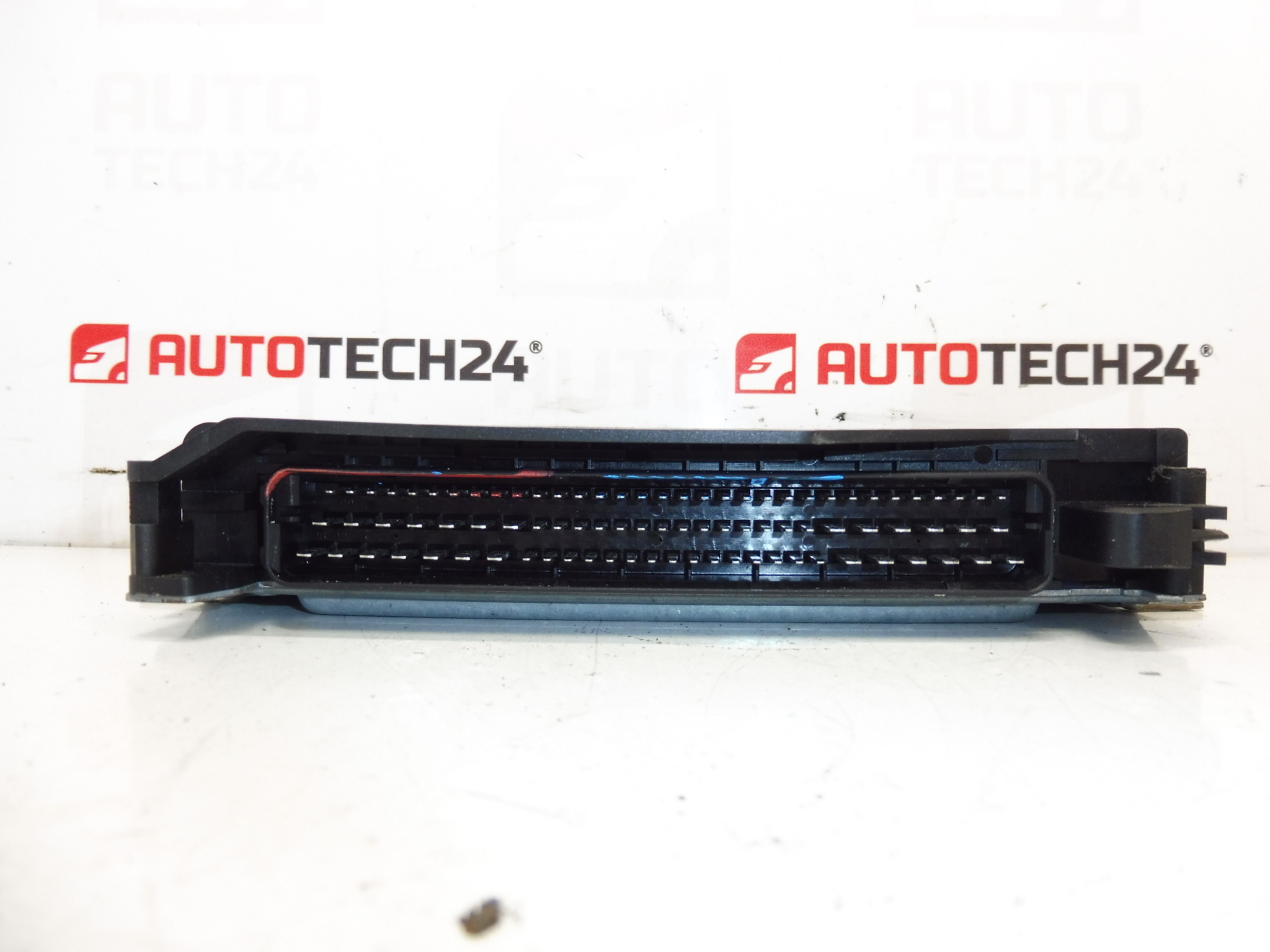 Unidad de Control ECU Bosch Citroën C5 2.2 HDI 0260002887 9652182080 2529L8
