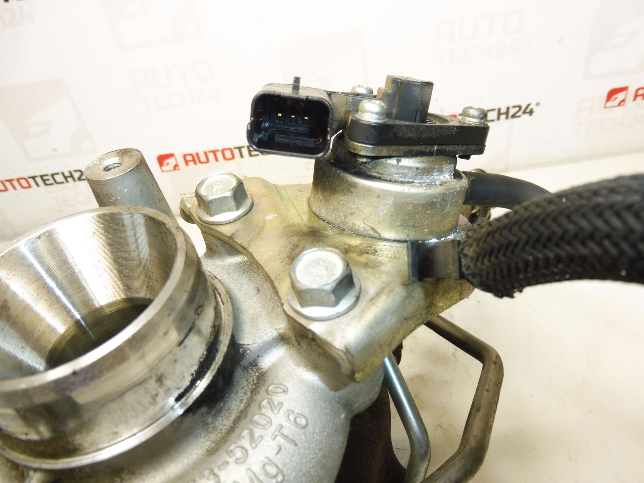 Turbo Citroën Peugeot 1.6 HDI 68KW 83 mil km 9673283680 TD02H2-07TVT-21 - Imagen 2