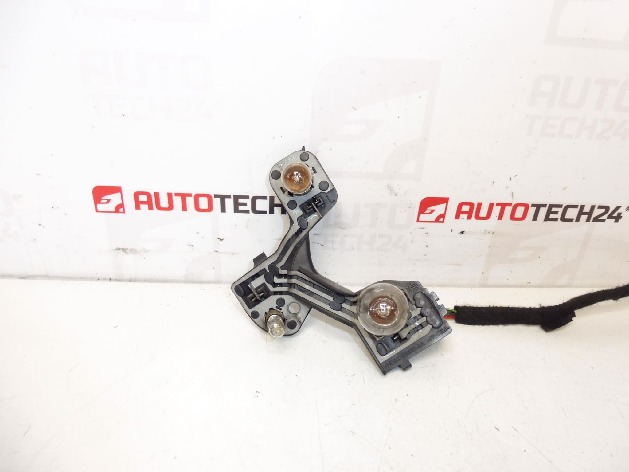 Atrás para la luz trasera Citroën C5 x7 9671811480 6351jr