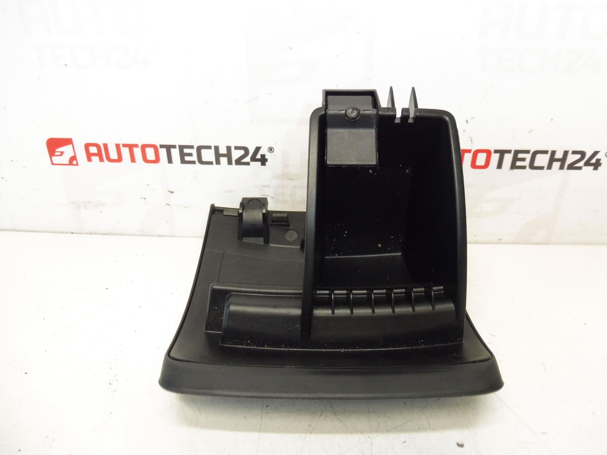 Citroën C5 X7 8226PS Box de almacenamiento