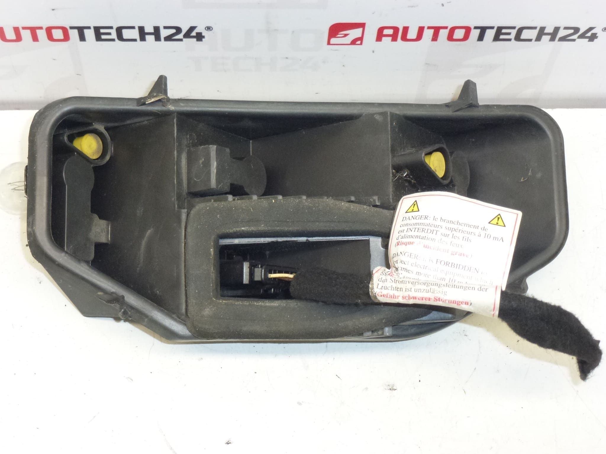 Base con cableado para la luz trasera derecha Peugeot 407 Kombi 6351T3 6351FR - Imagen 2