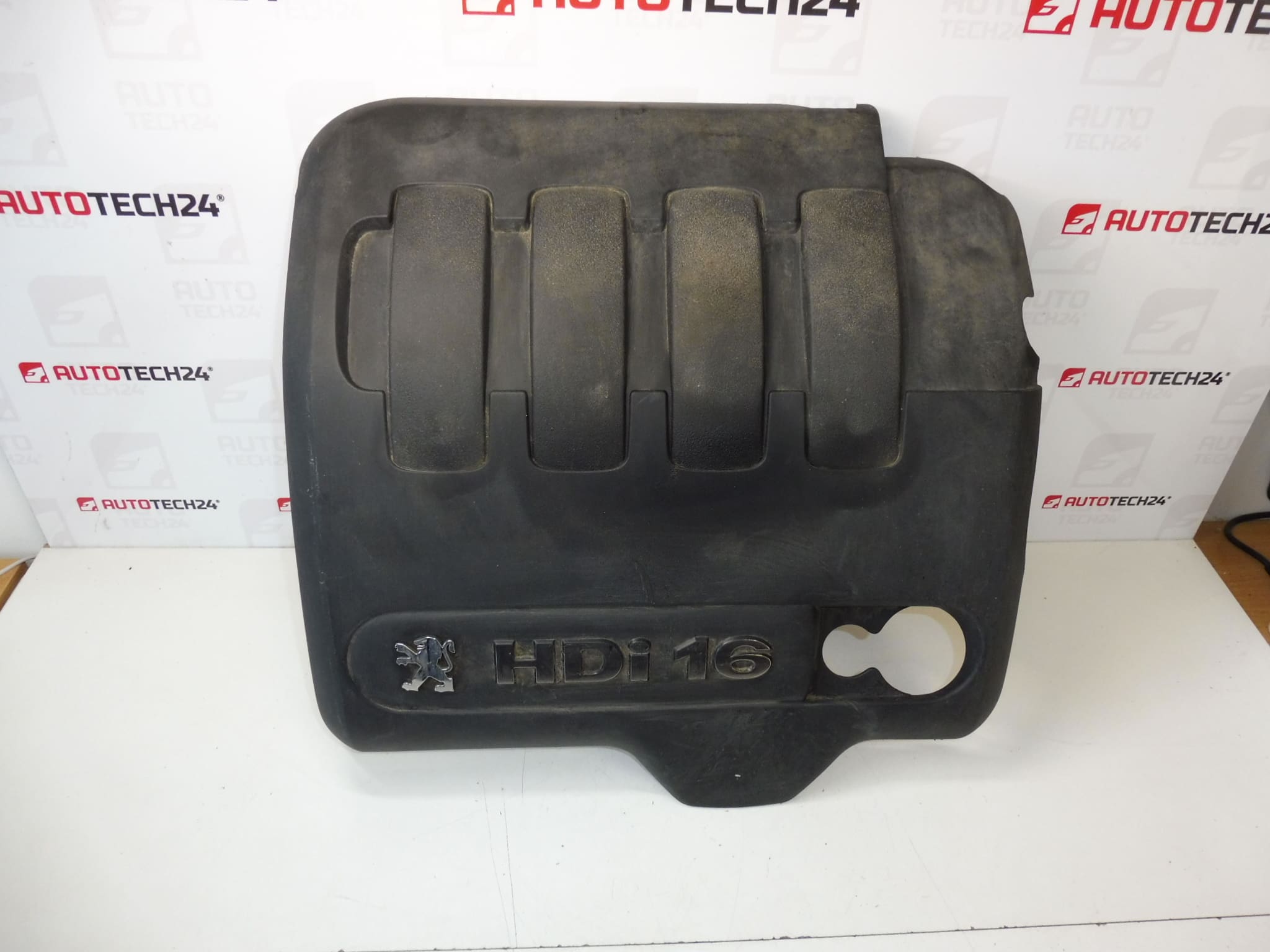 Cubierta del motor 2.0 HDI RHR Peugeot 9657955780