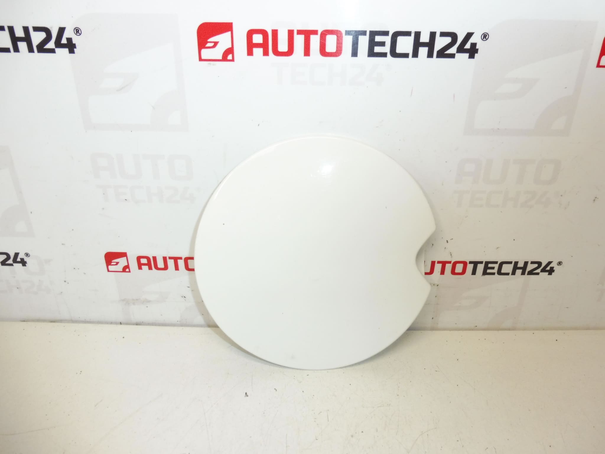 Peugeot 207 EWP 1517F2 Cubierta del tanque