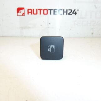 Abriendo el tanque de combustible Citroën DS 9664235DU