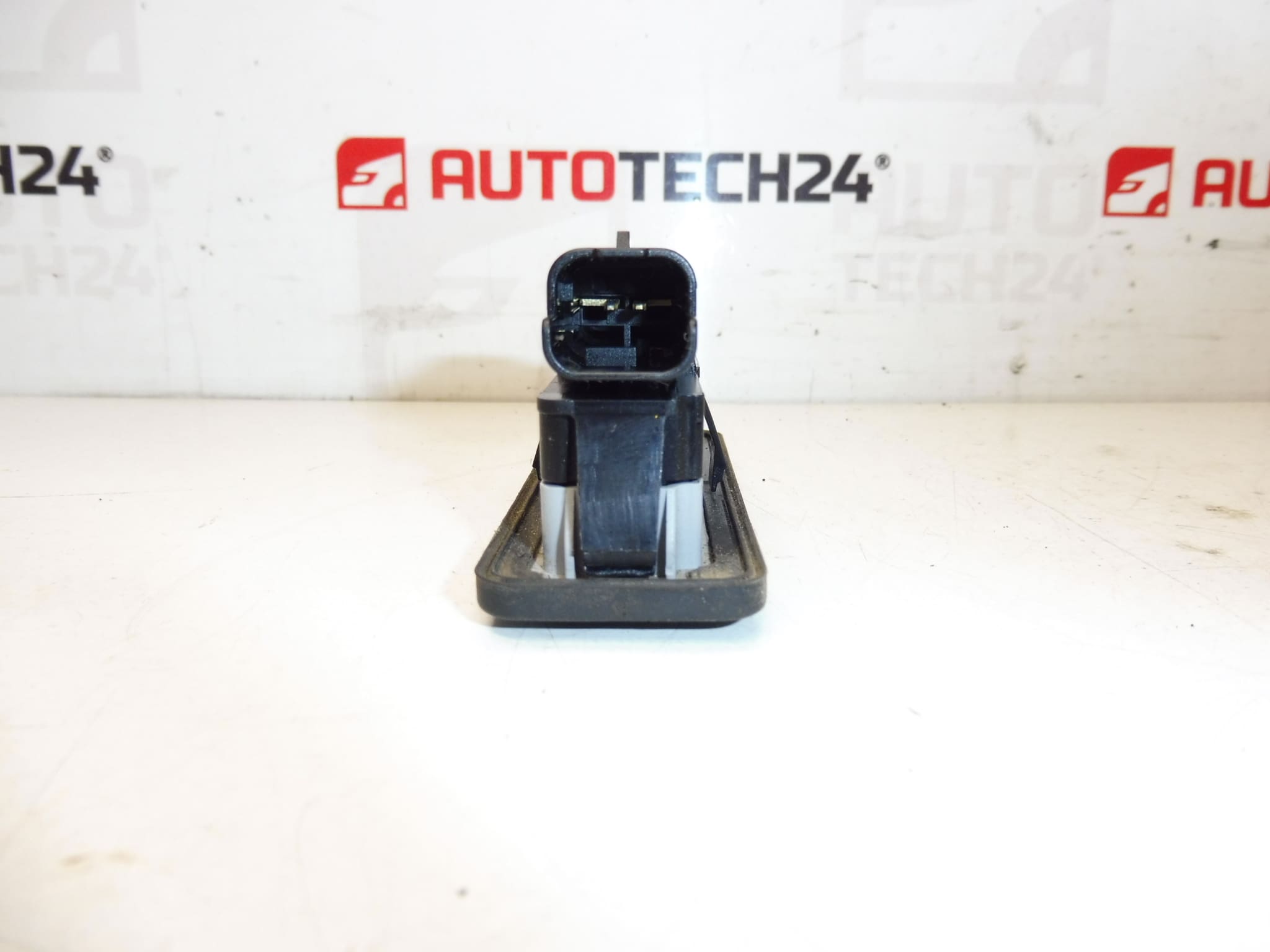 Mando De La Puerta Trasera Citroën Peugeot 9676028380 - Imagen 2